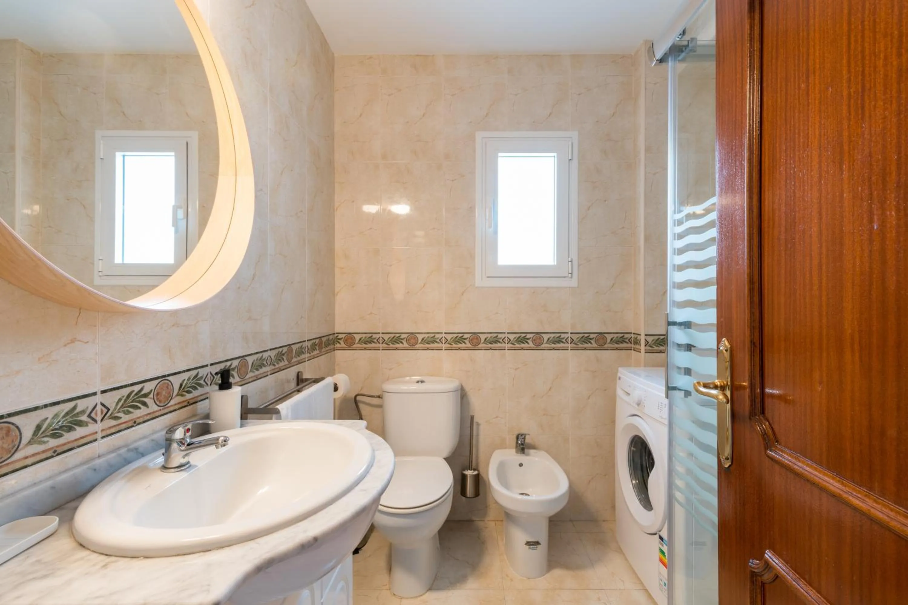 Bathroom in La Francesa Triana