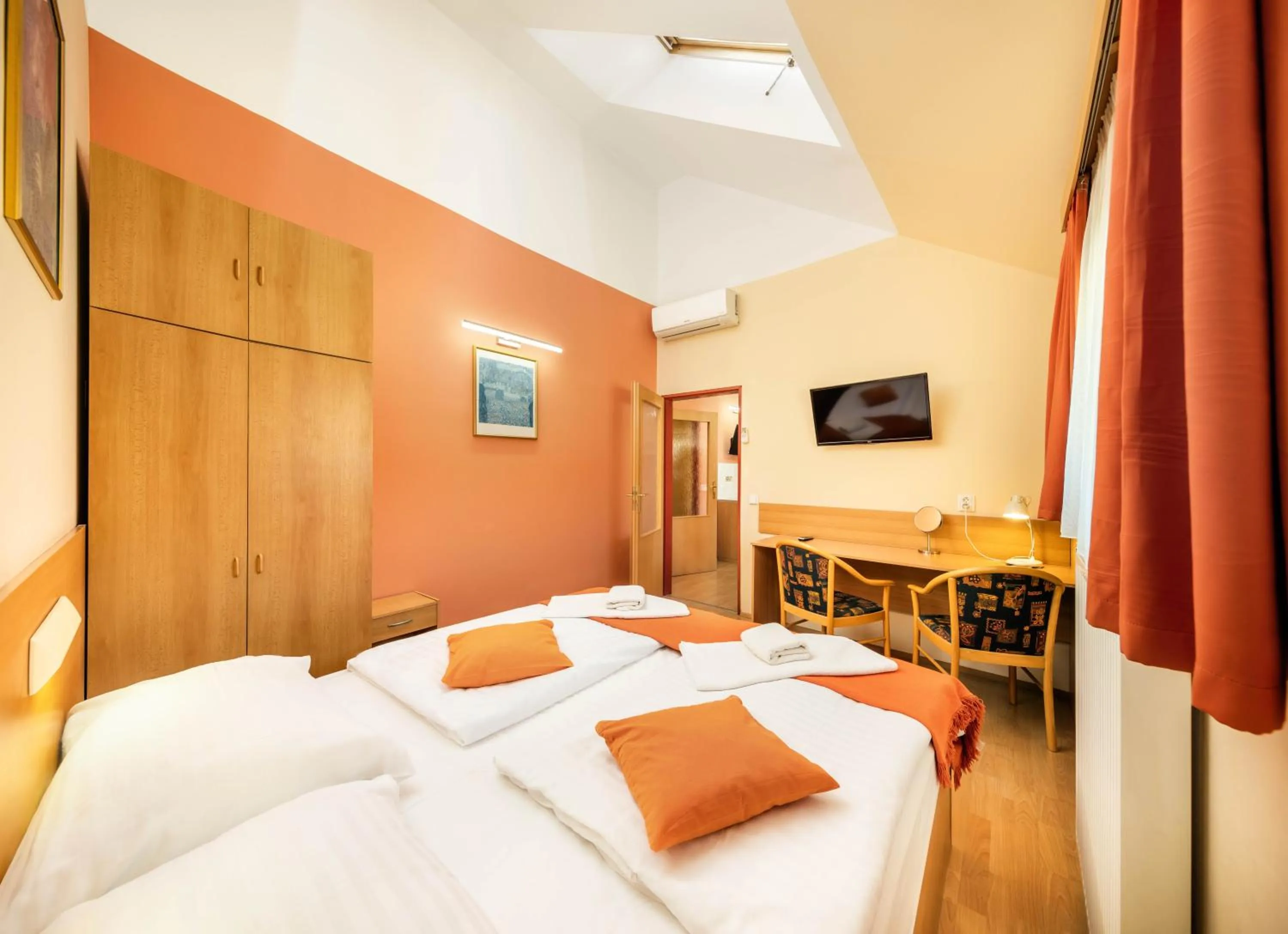 Bedroom, Bed in Residence Tabor