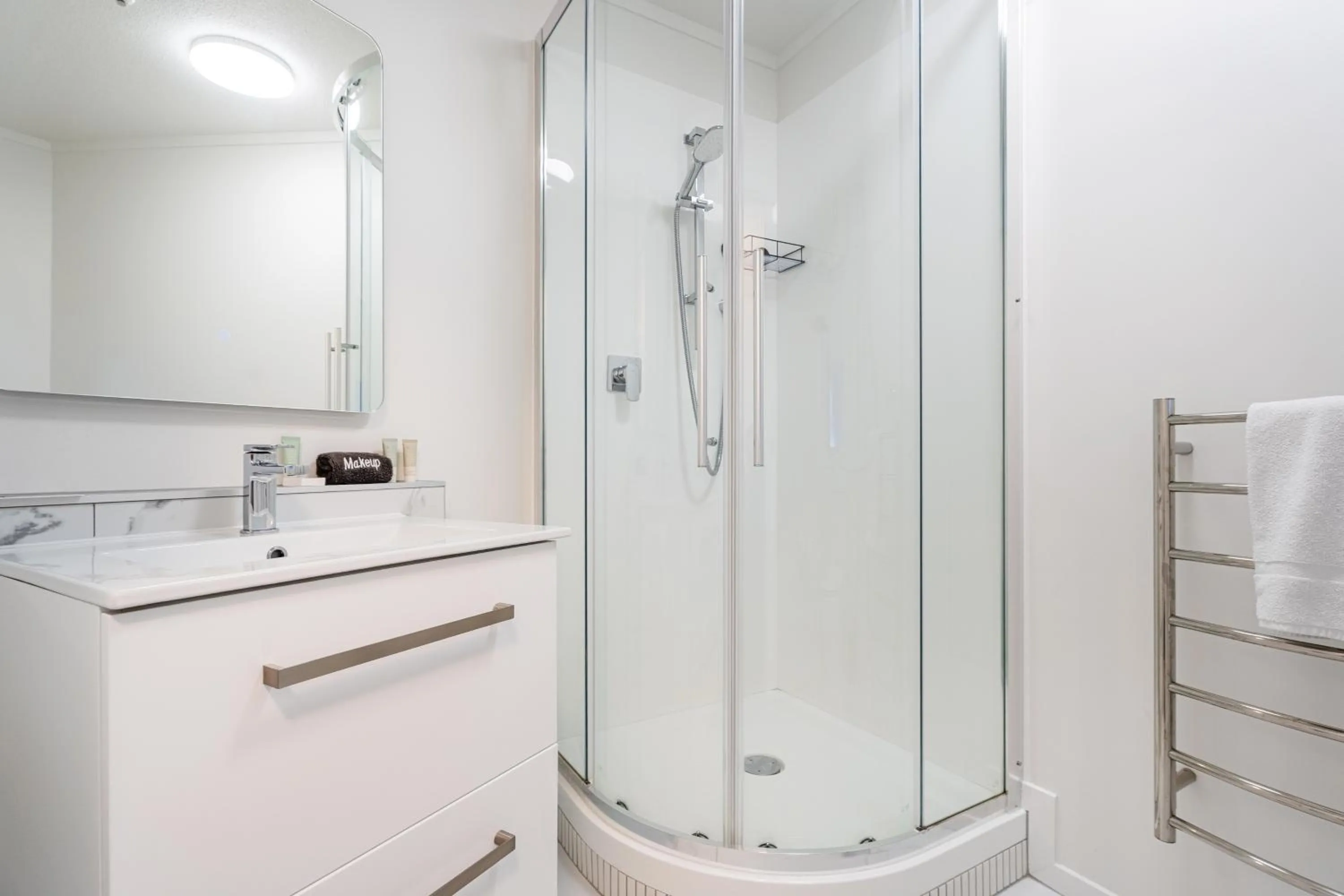 Waterfront Apartments Whitianga