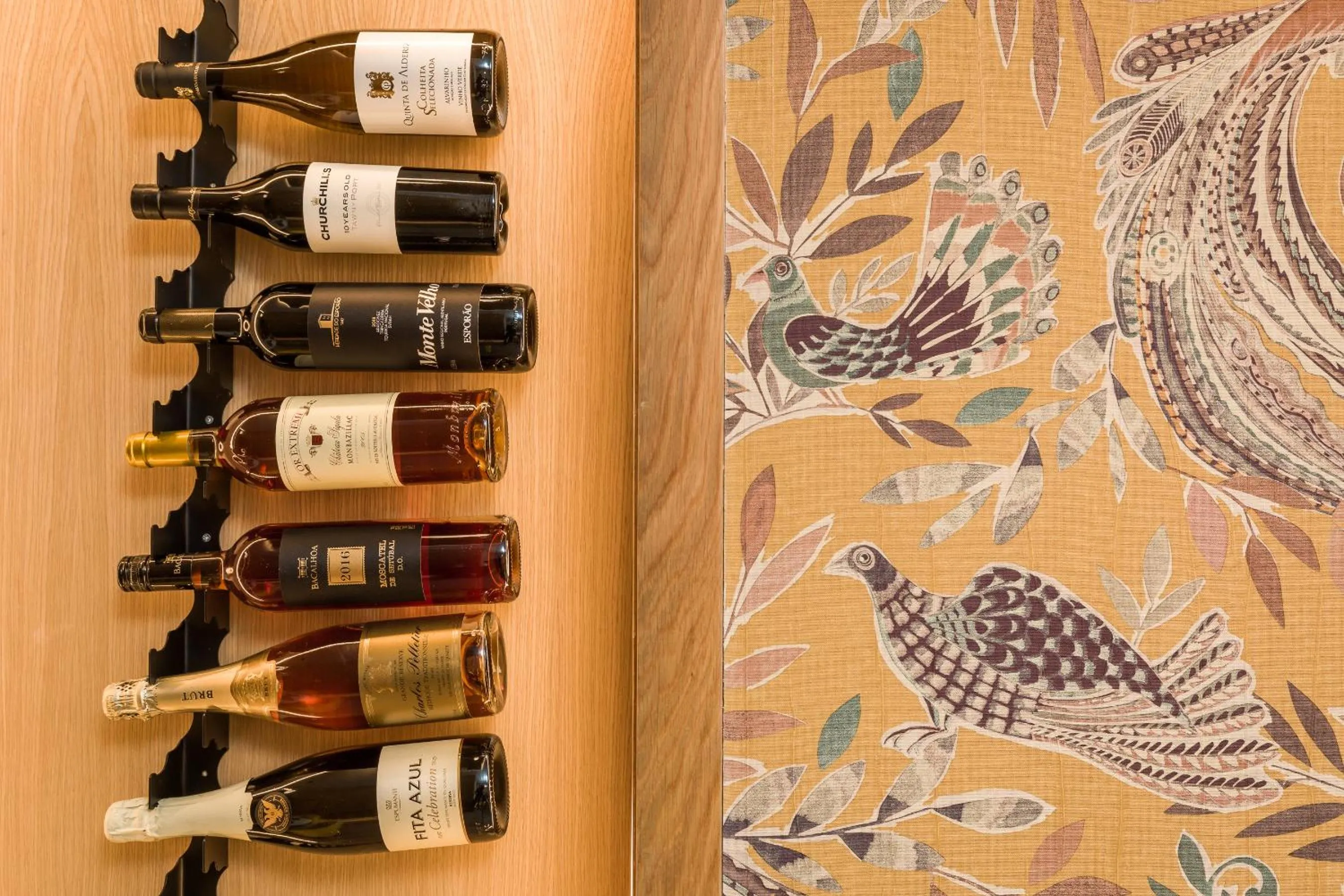 Lounge or bar in Legends House by Sweet Porto