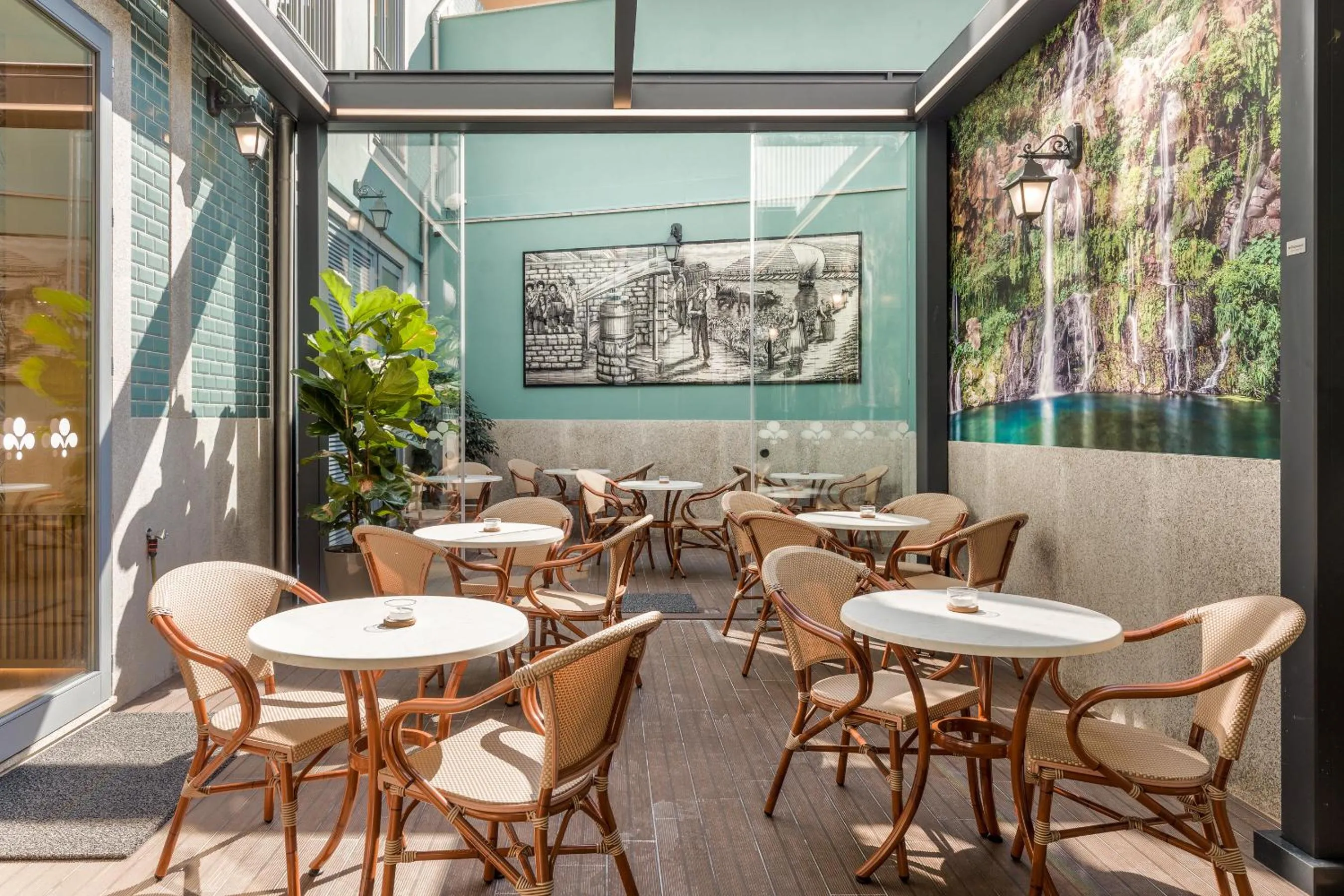 Patio in Legends House by Sweet Porto