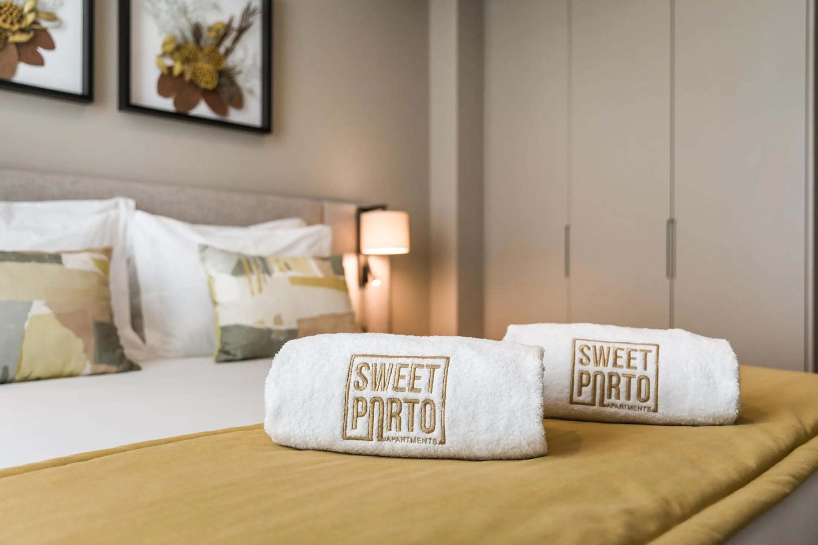 Bed in Legends House by Sweet Porto