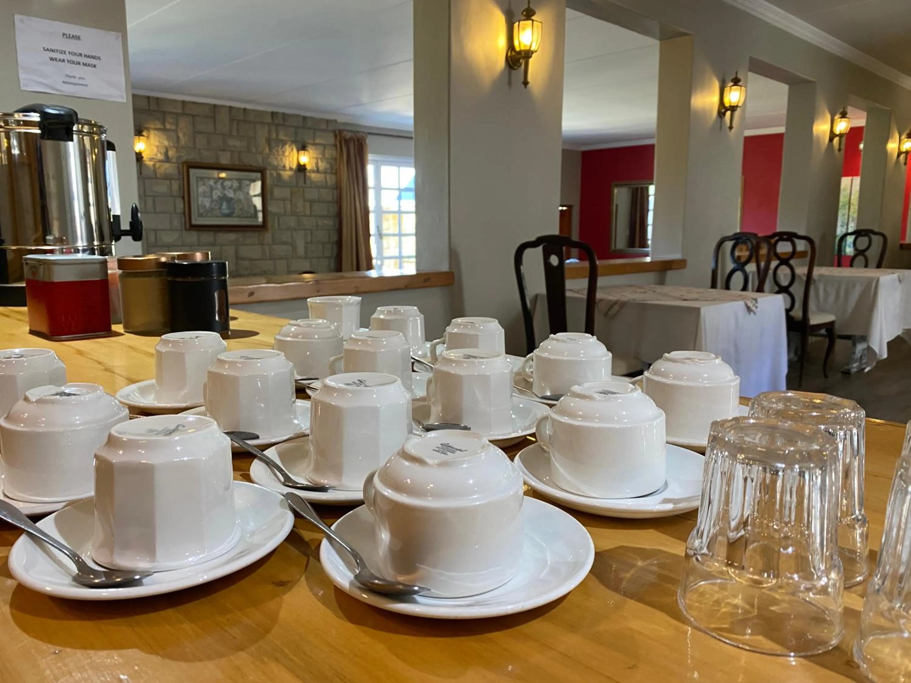 Breakfast in The Historic Hogsback Inn