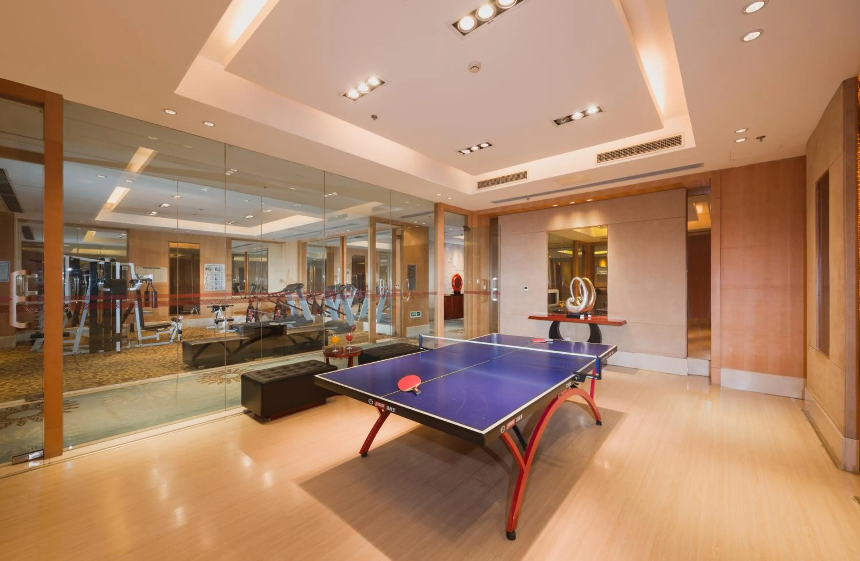 Table tennis in Shu Guang International Hotel