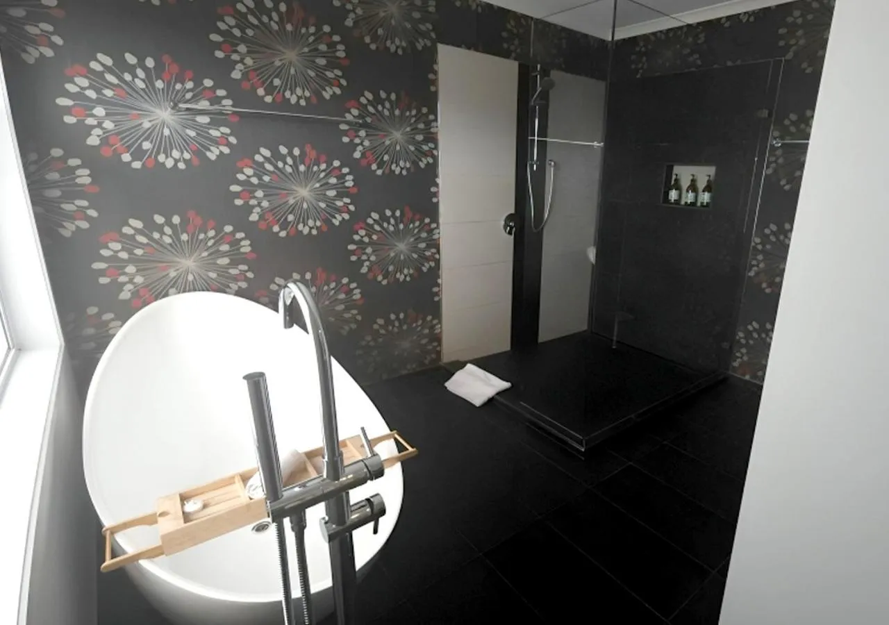 Shower in Tongariro Suites