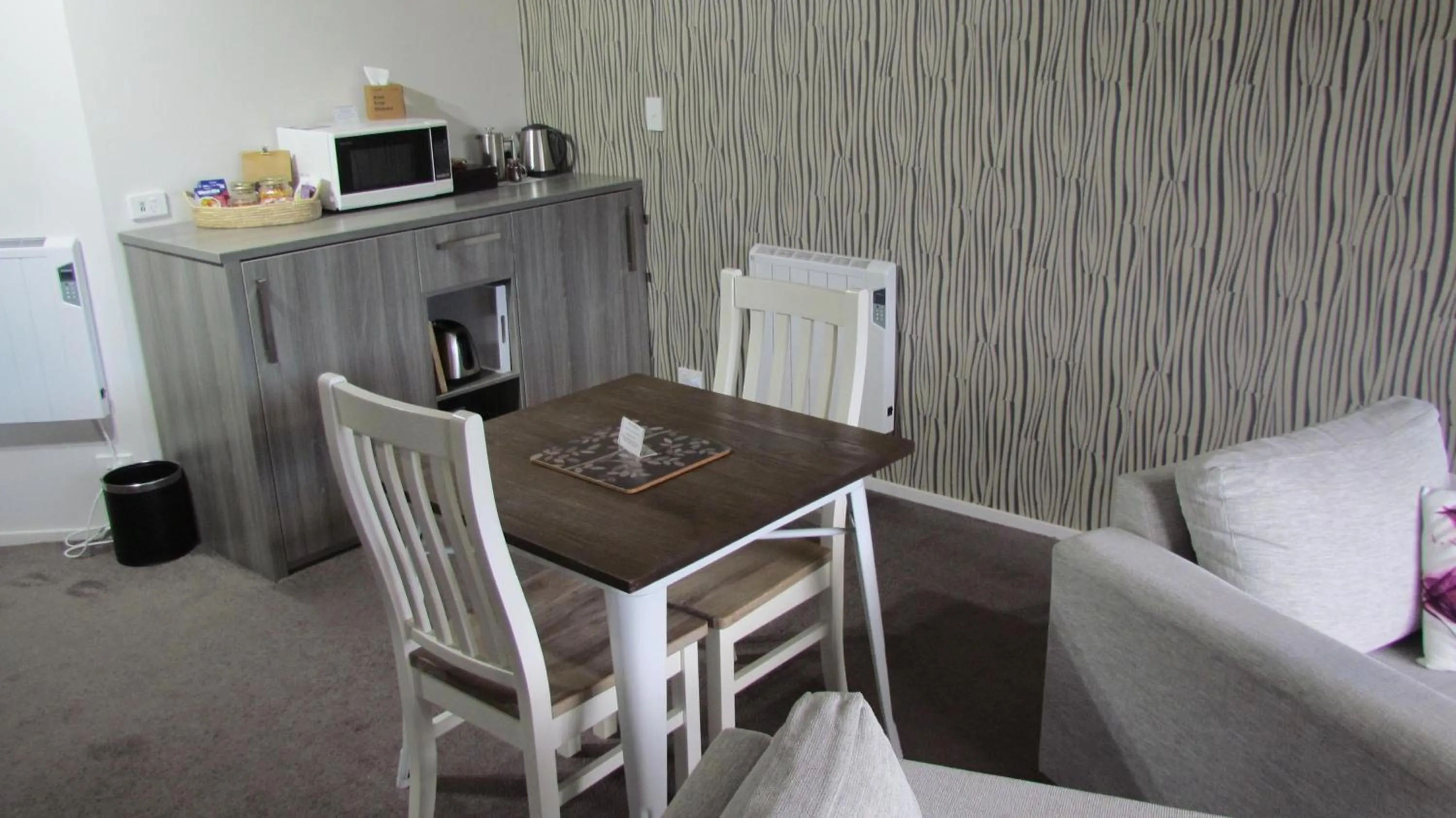 Coffee/tea facilities in Tongariro Suites