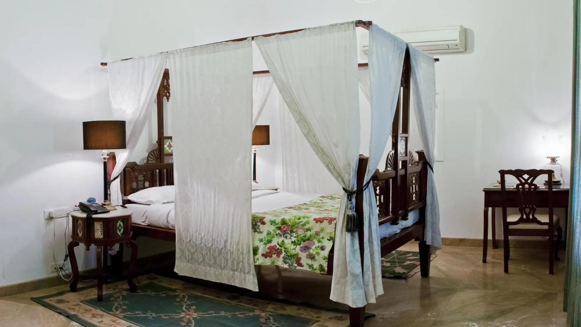 Bed in Neemrana's - Deo Bagh