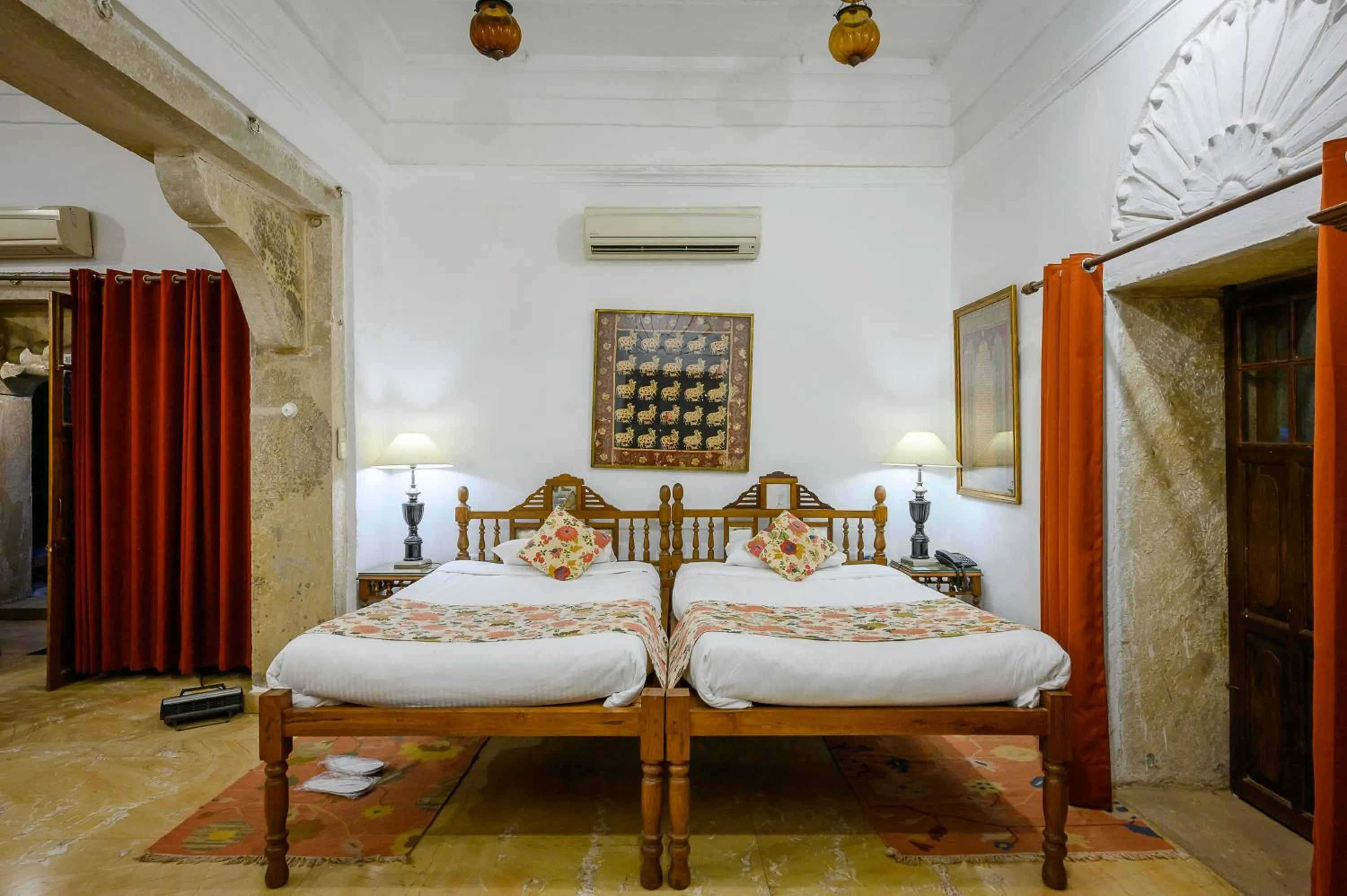 Bed in Neemrana's - Deo Bagh