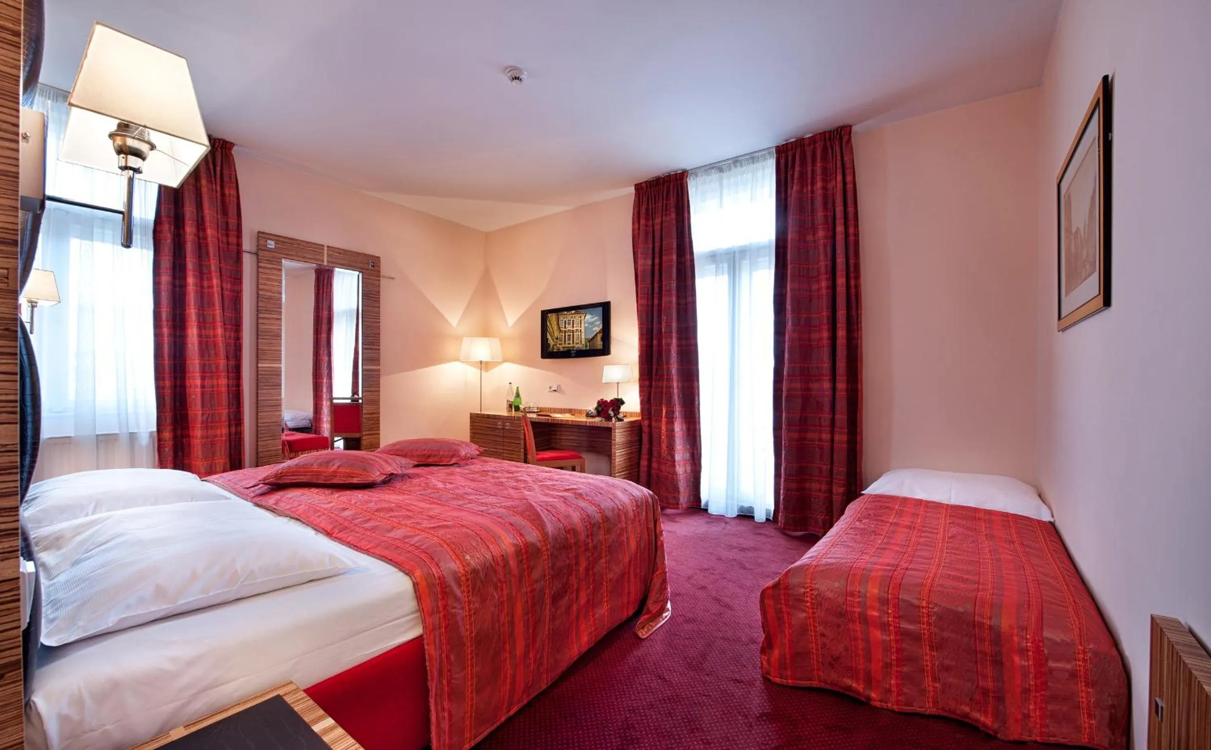 Bed in EA Hotel Sonata