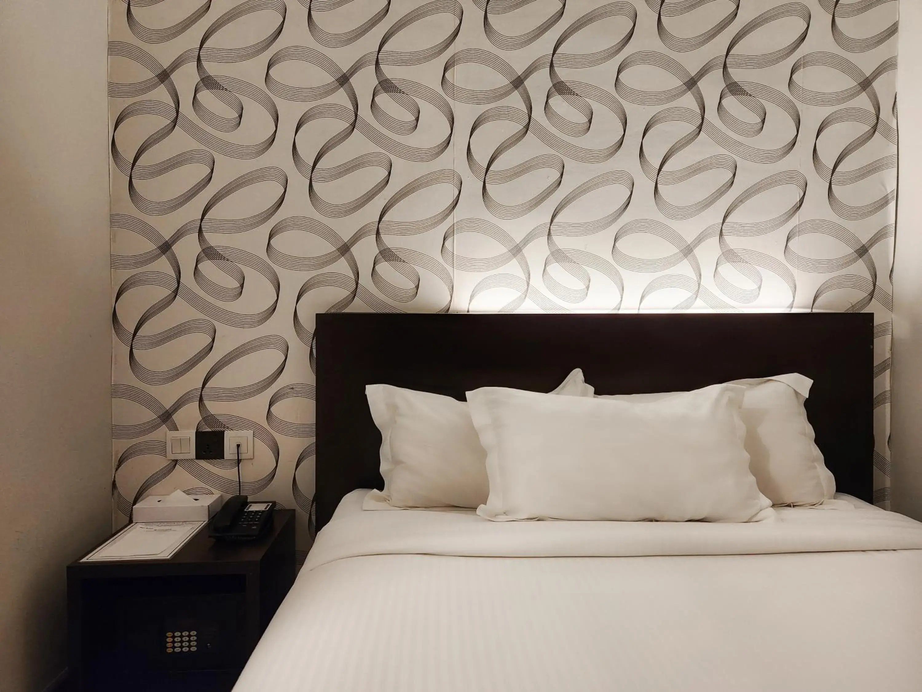 Standard Queen Room, Windowless in Izumi Hotel Bukit Bintang Kuala Lumpur Standard Queen Room, Windowless in Izumi Hotel Bukit Bintang Kuala Lumpur