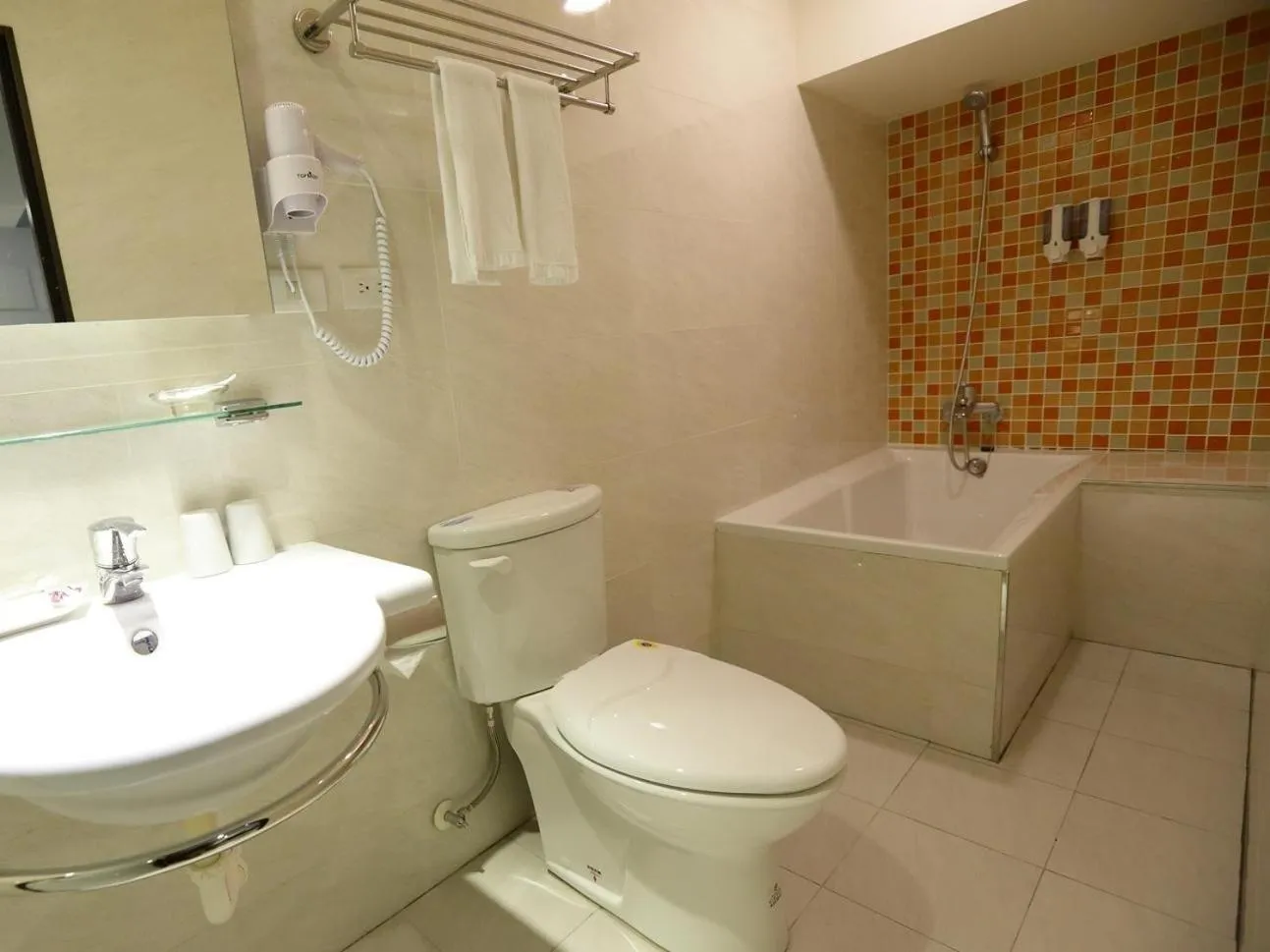 Bathroom in Muzik Hotel - Ximending Xining Branch