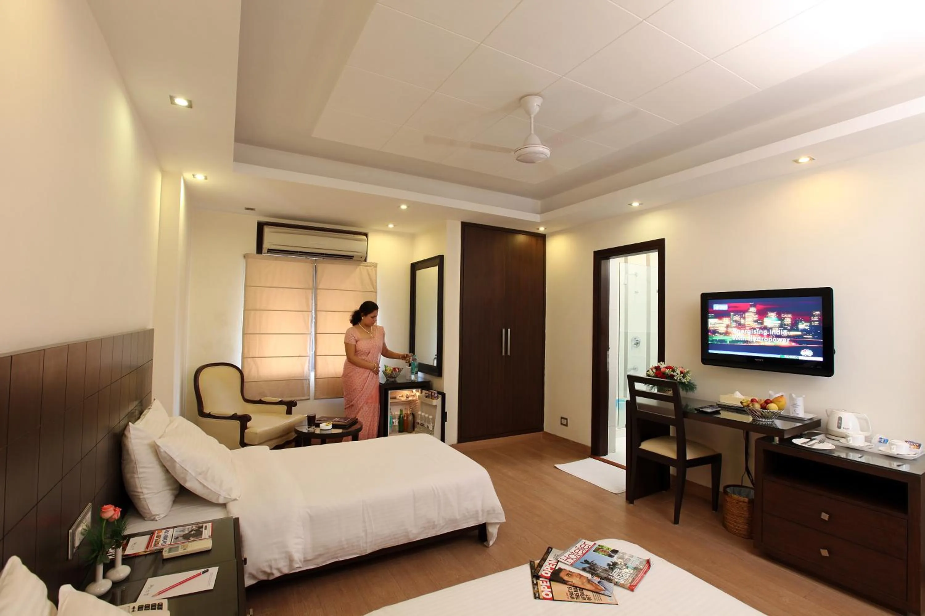 Photo of the whole room in The Legend Inn Delhi