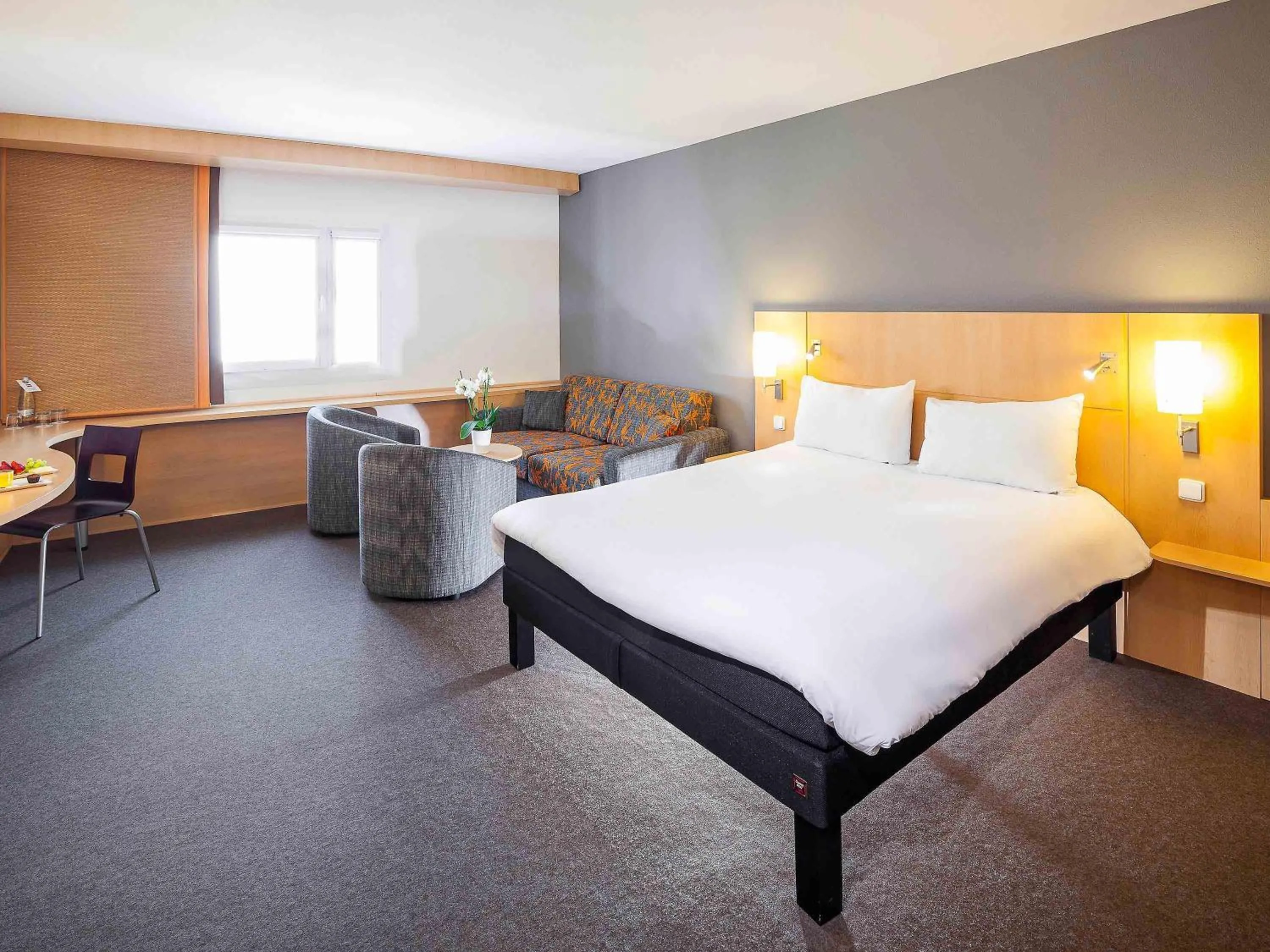 Bedroom, Bed in Ibis Praha Old Town