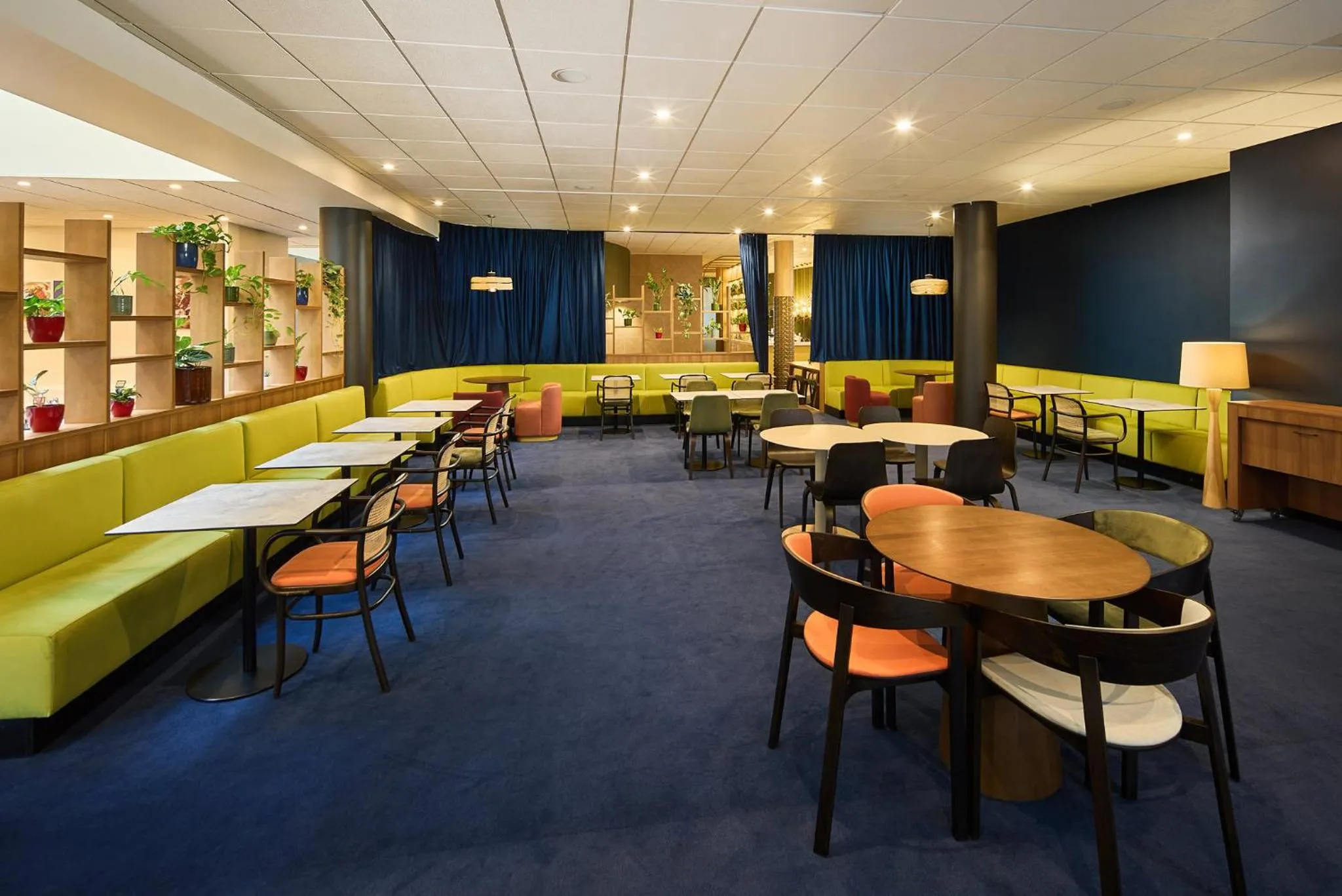 Restaurant/places to eat in Novotel Praha Wenceslas Square