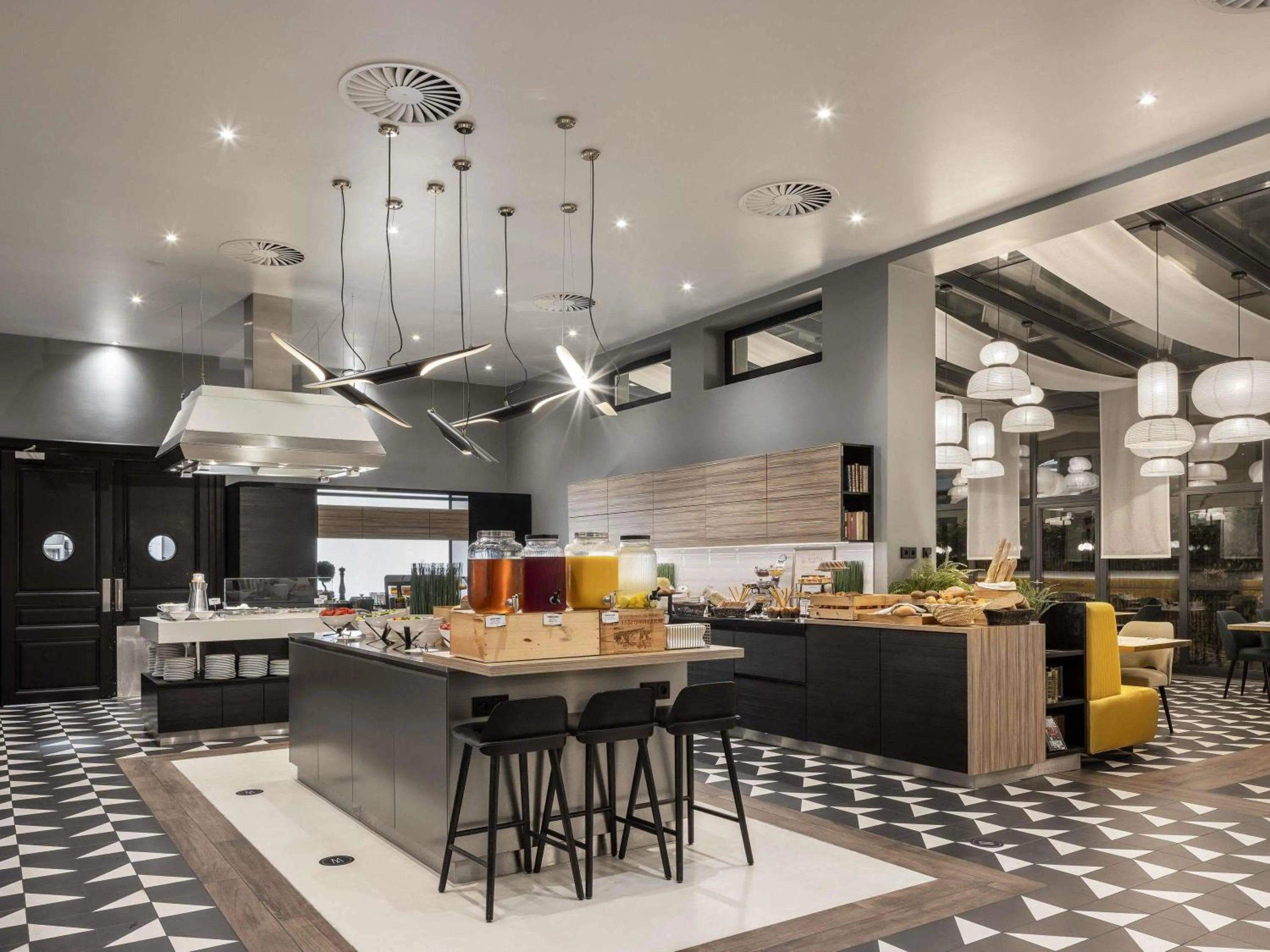 Breakfast in Century Old Town Prague - MGallery Collection