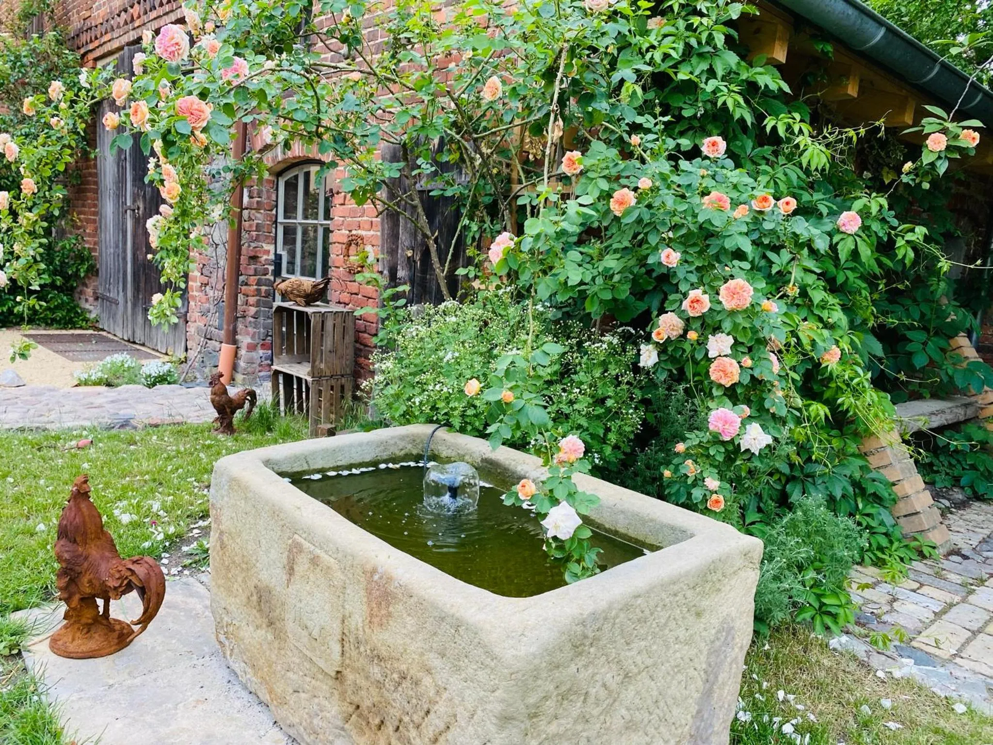 Inner courtyard view in Gut Leben Landresort