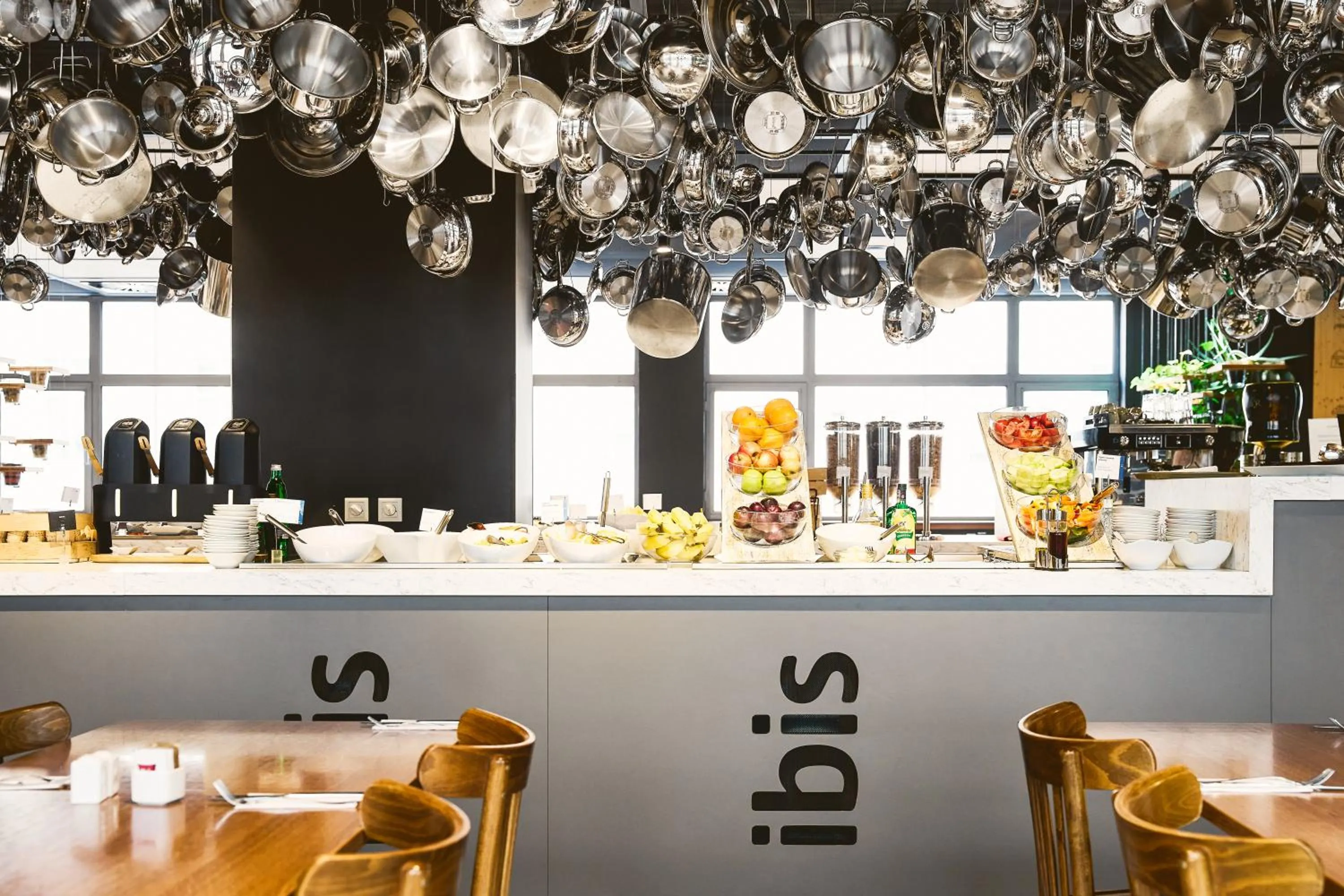 Restaurant/places to eat in Ibis Praha Wenceslas Square