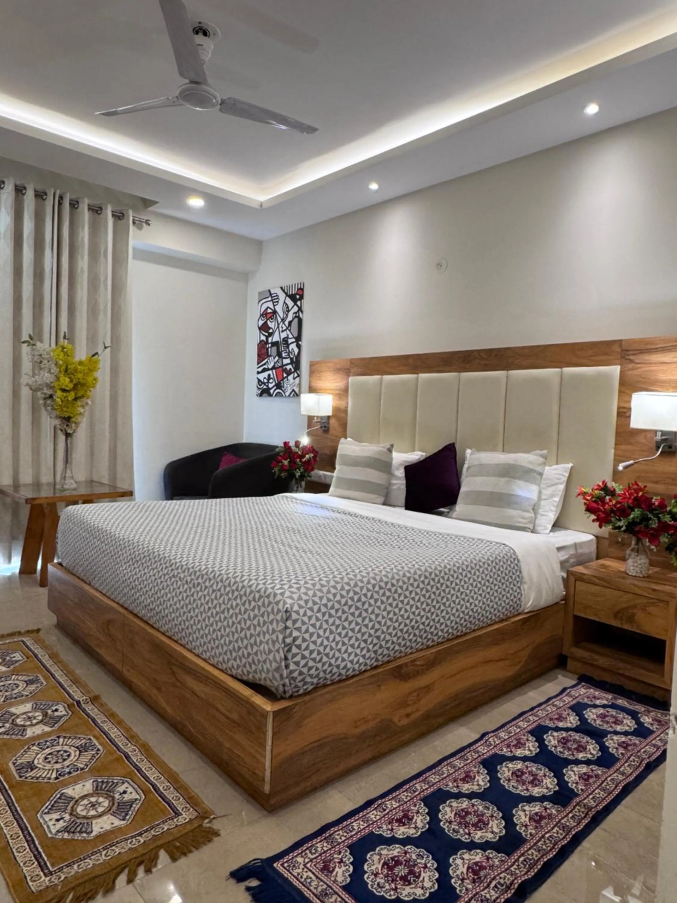 Bedroom, Bed in Hotel Golf View Suites-Golf Course Road Gurgaon