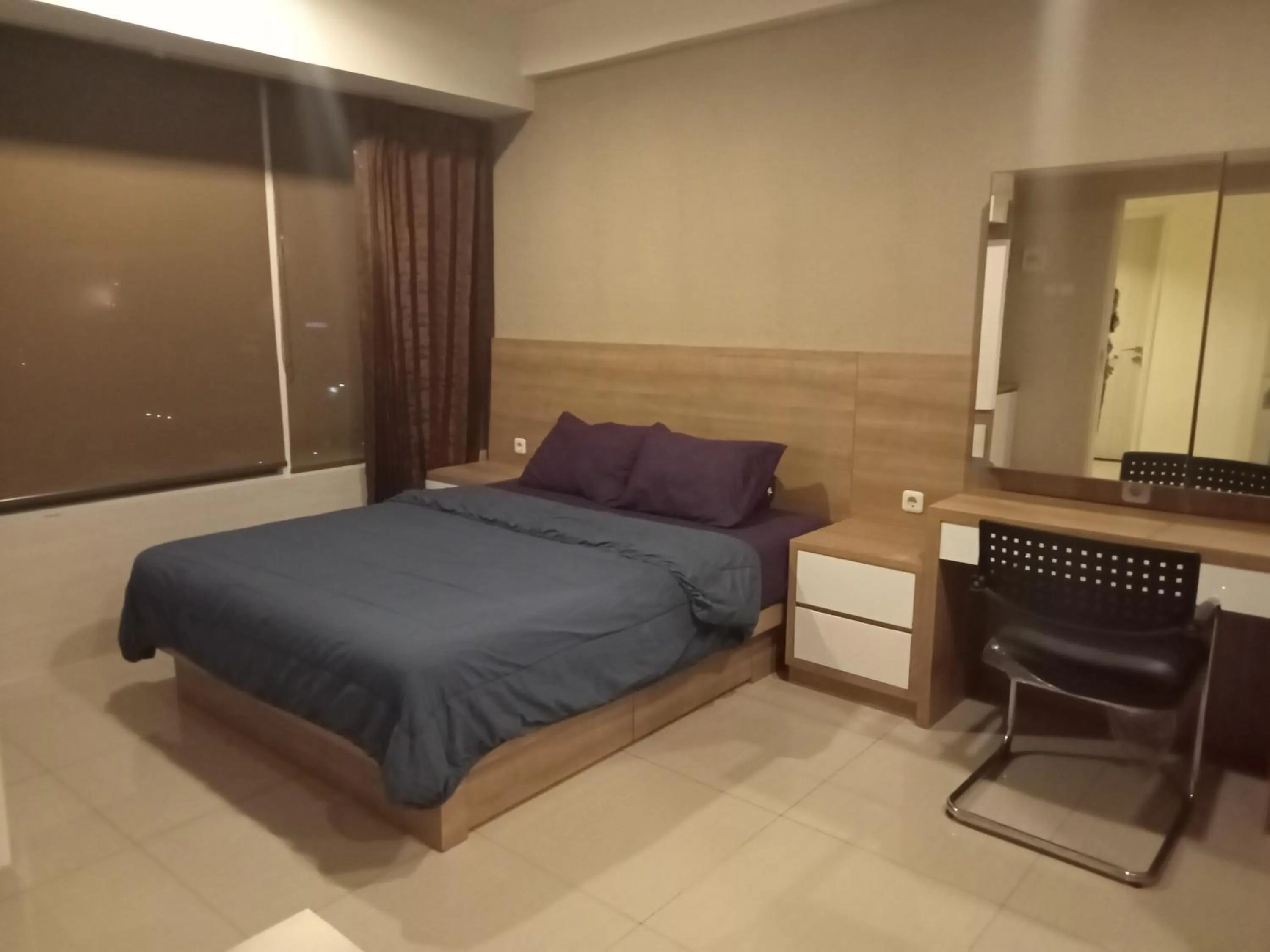 Bed in Apartemen Grand Kamala Lagoon Bekasi By Cicie Room