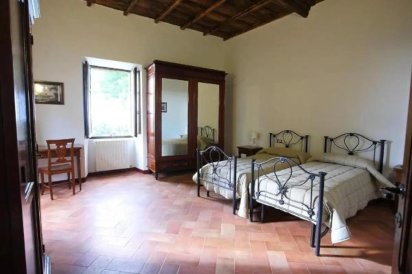 Bed in Antico Borgo La Commenda