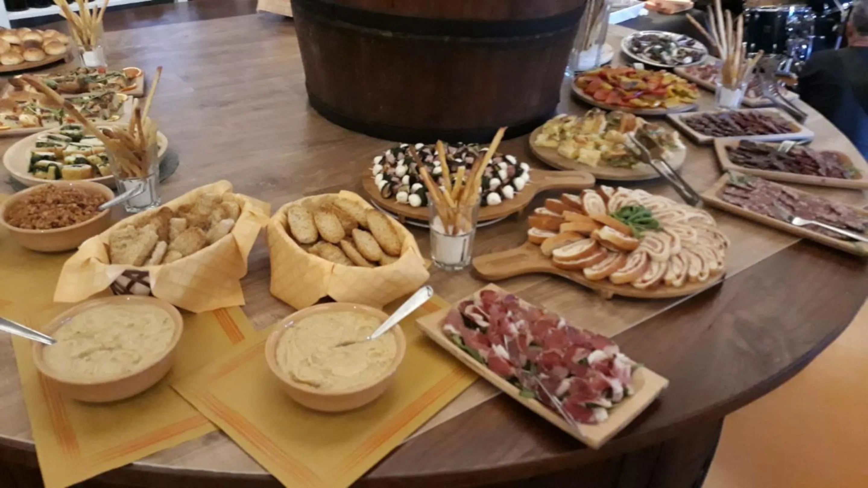 Food and drinks in Antico Borgo La Commenda