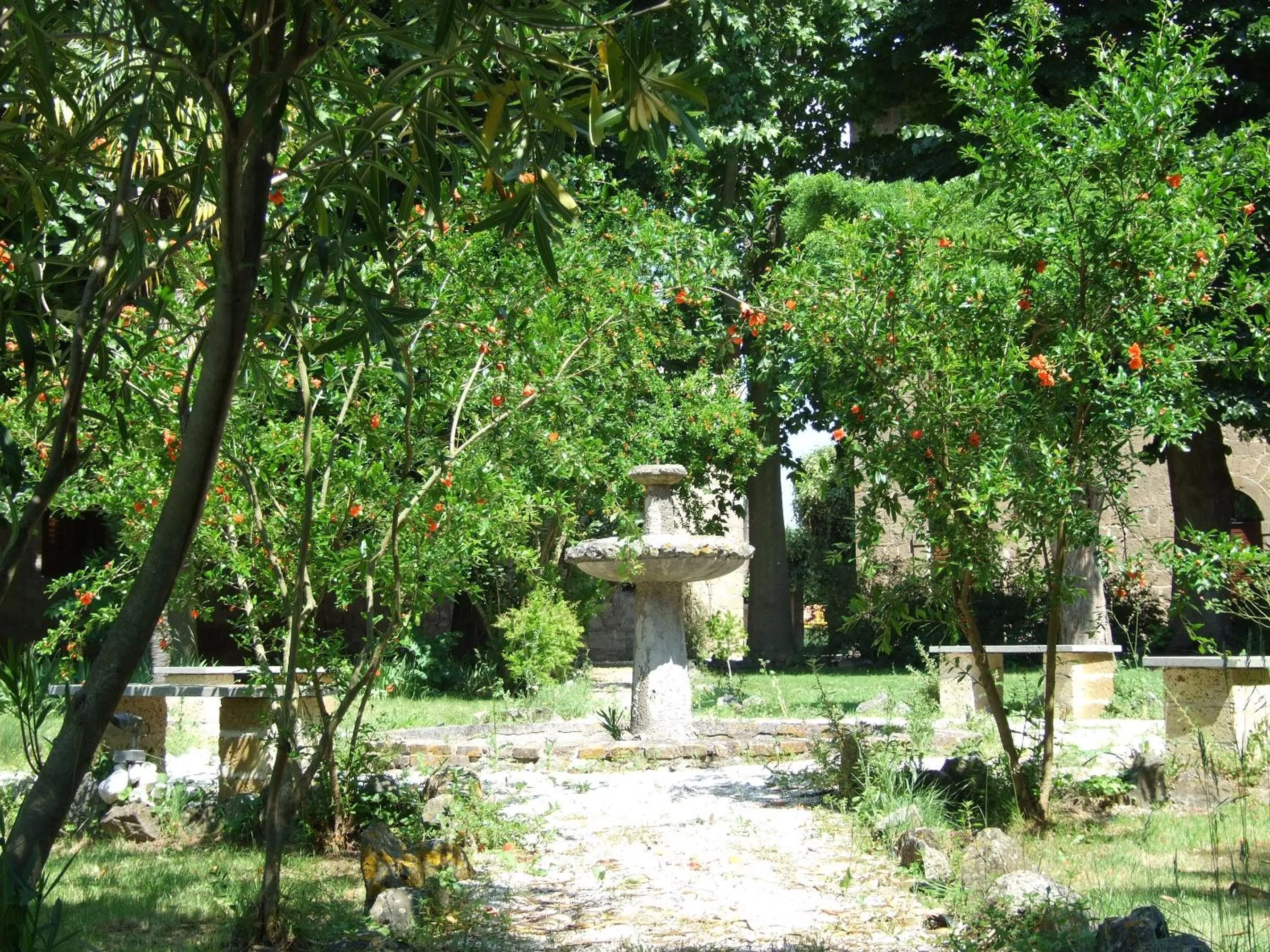 Garden in Antico Borgo La Commenda