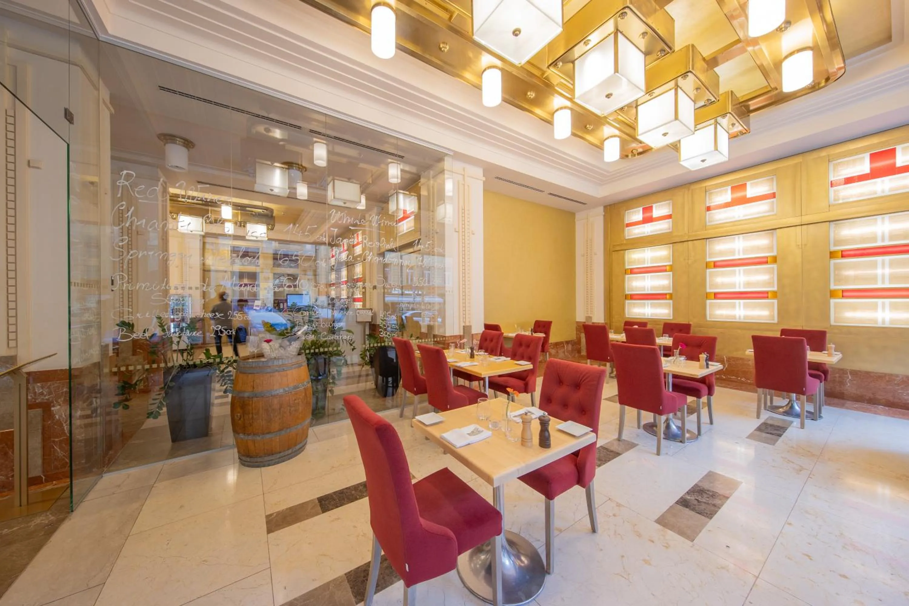 Restaurant/places to eat in Majestic Plaza Hotel Prague
