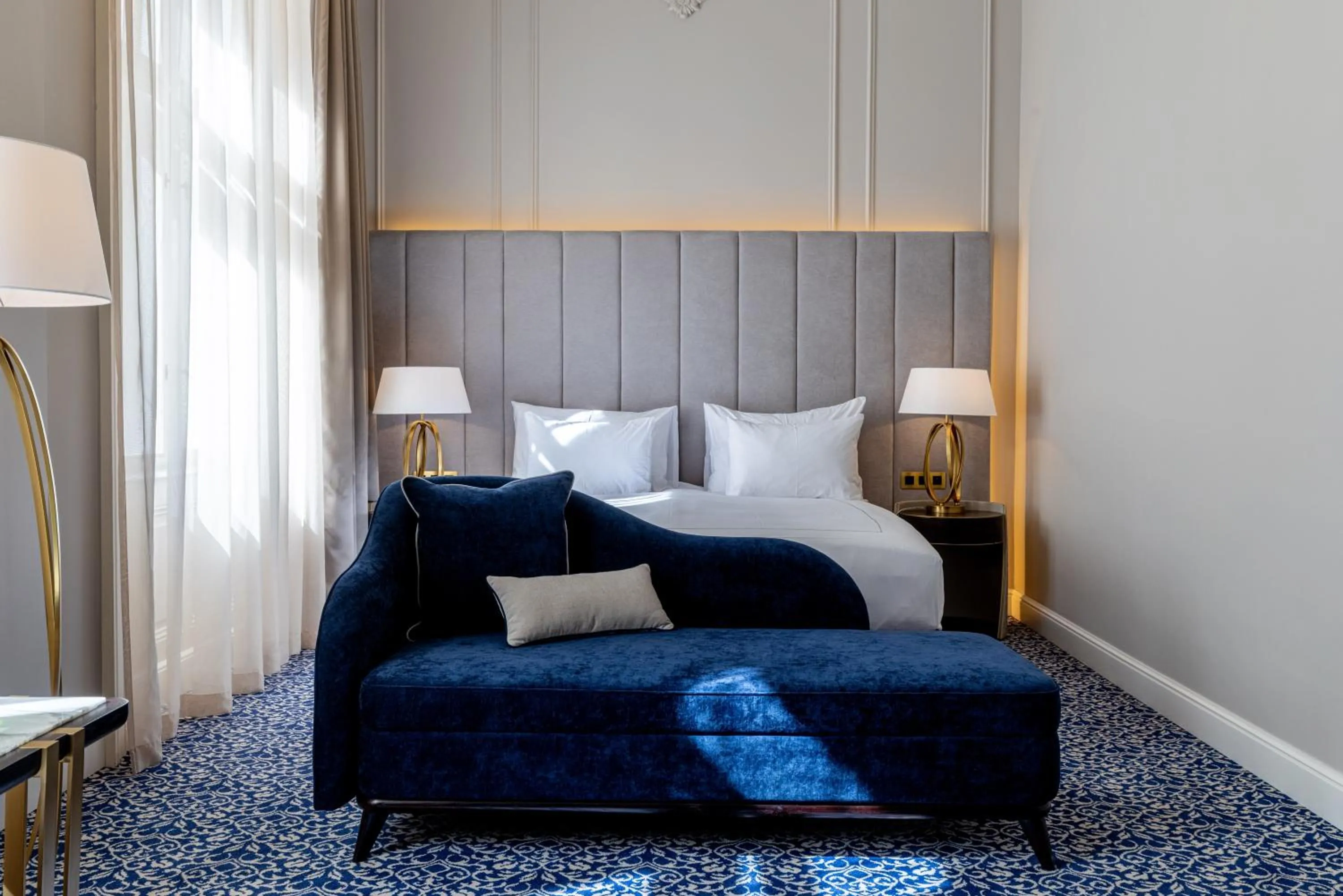 Bed in Grandhotel Pupp