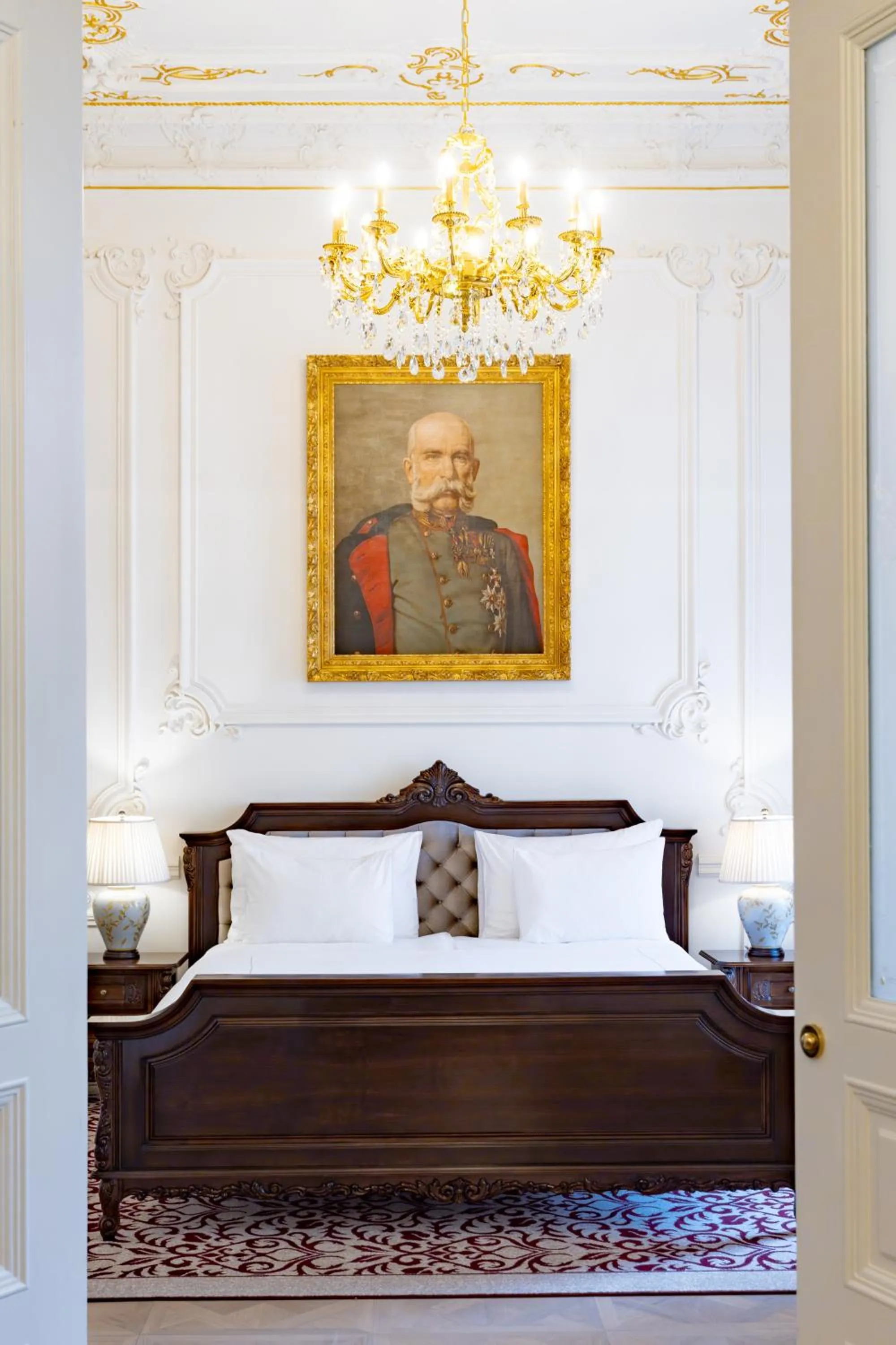 Bedroom, Bed in Grandhotel Pupp