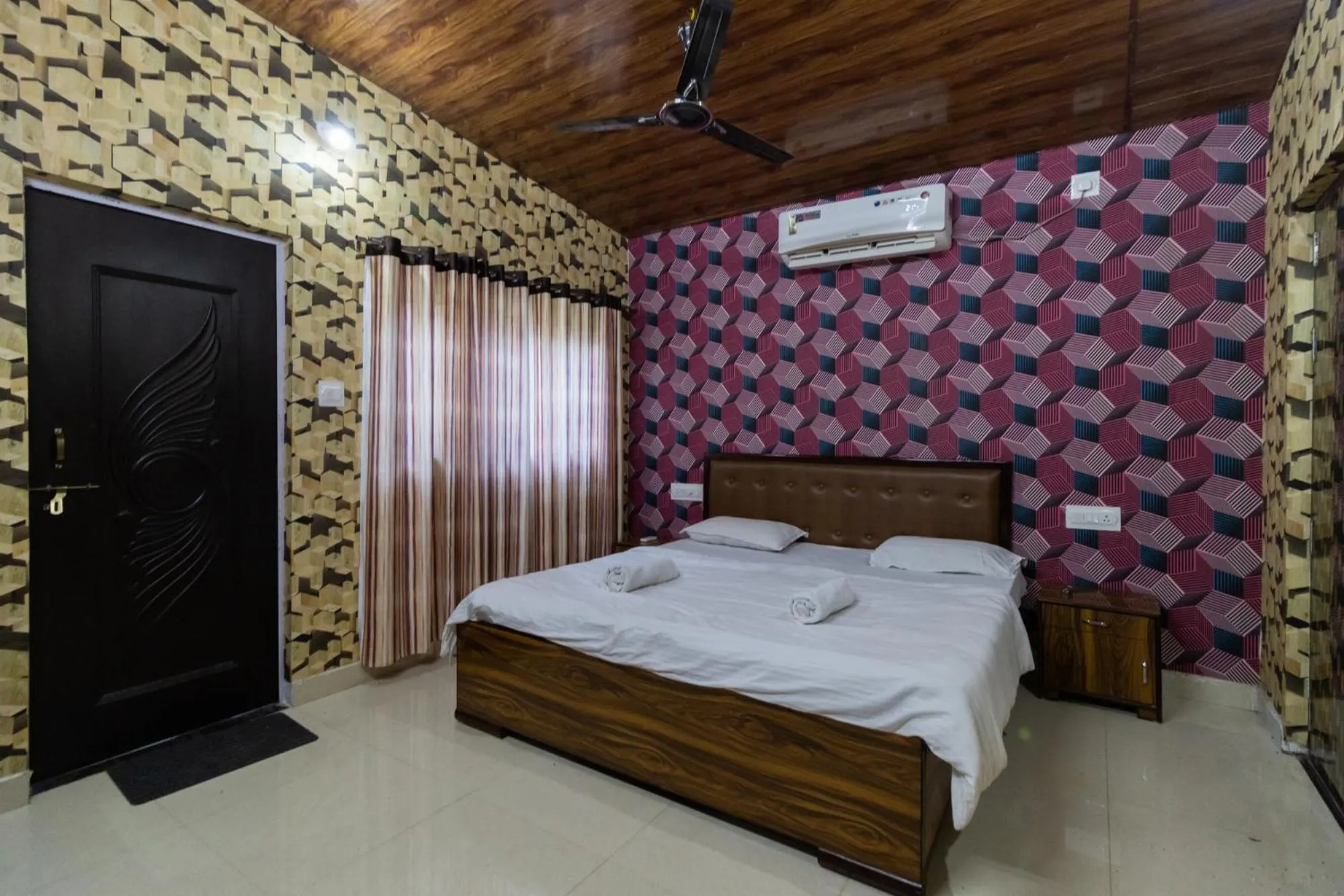 Bed in Vrindavan Gopala Resort