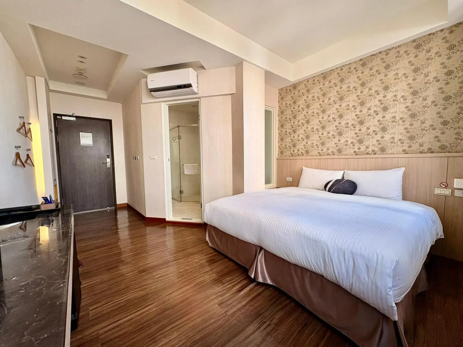 Bed in Tc慢旅花蓮館-近東大門夜市市中心