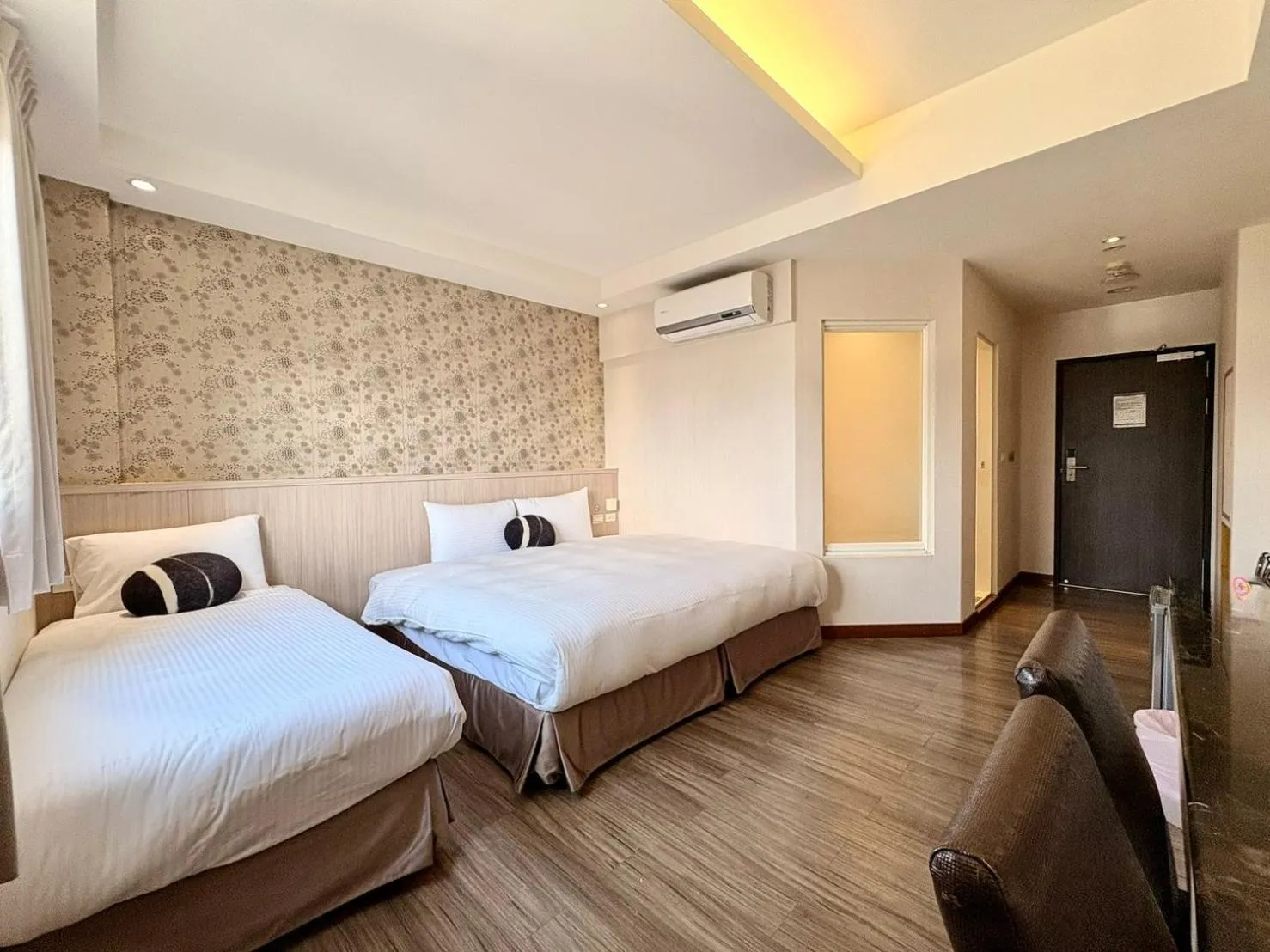 Bed in Tc慢旅花蓮館-近東大門夜市市中心