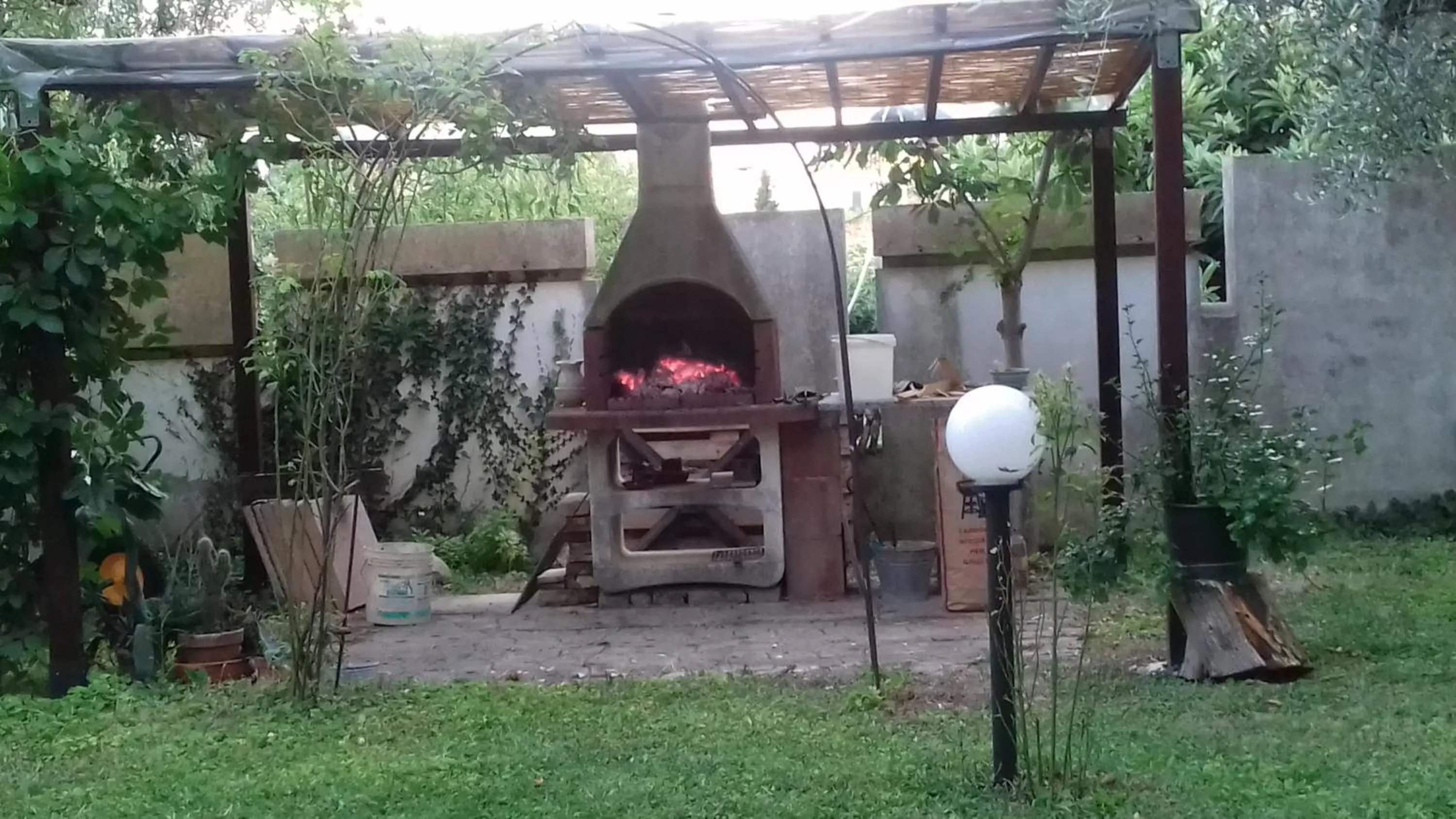 Property building in Villa Carol Appartamento e B&B