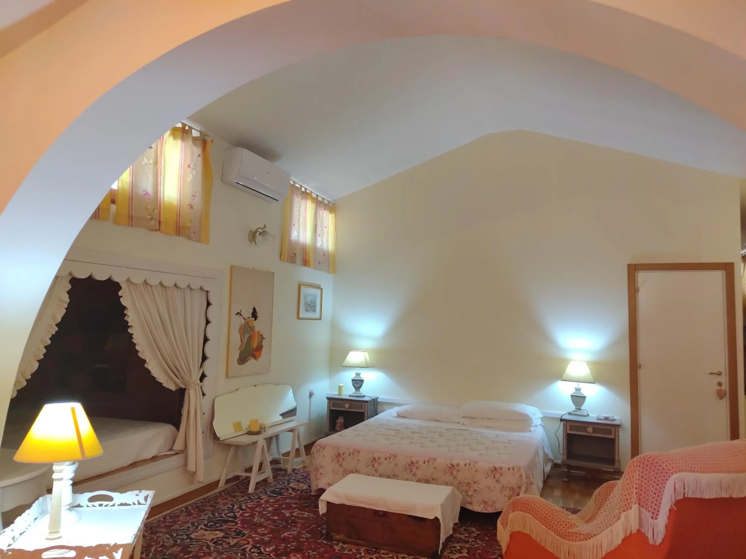 Photo of the whole room, Bed in Villa Carol Appartamento e B&B