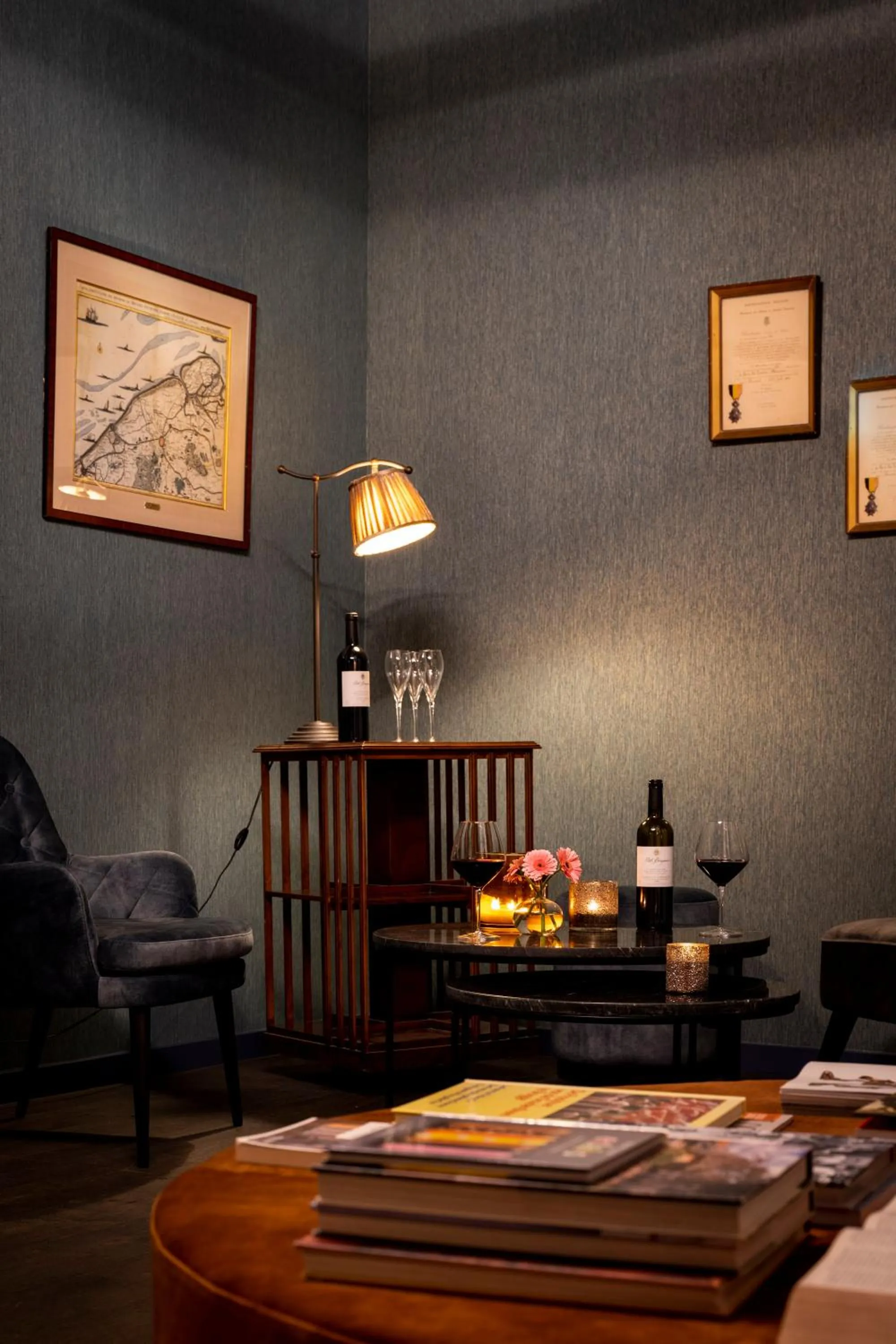 Lounge or bar in B&B l'histoire de l'éclair