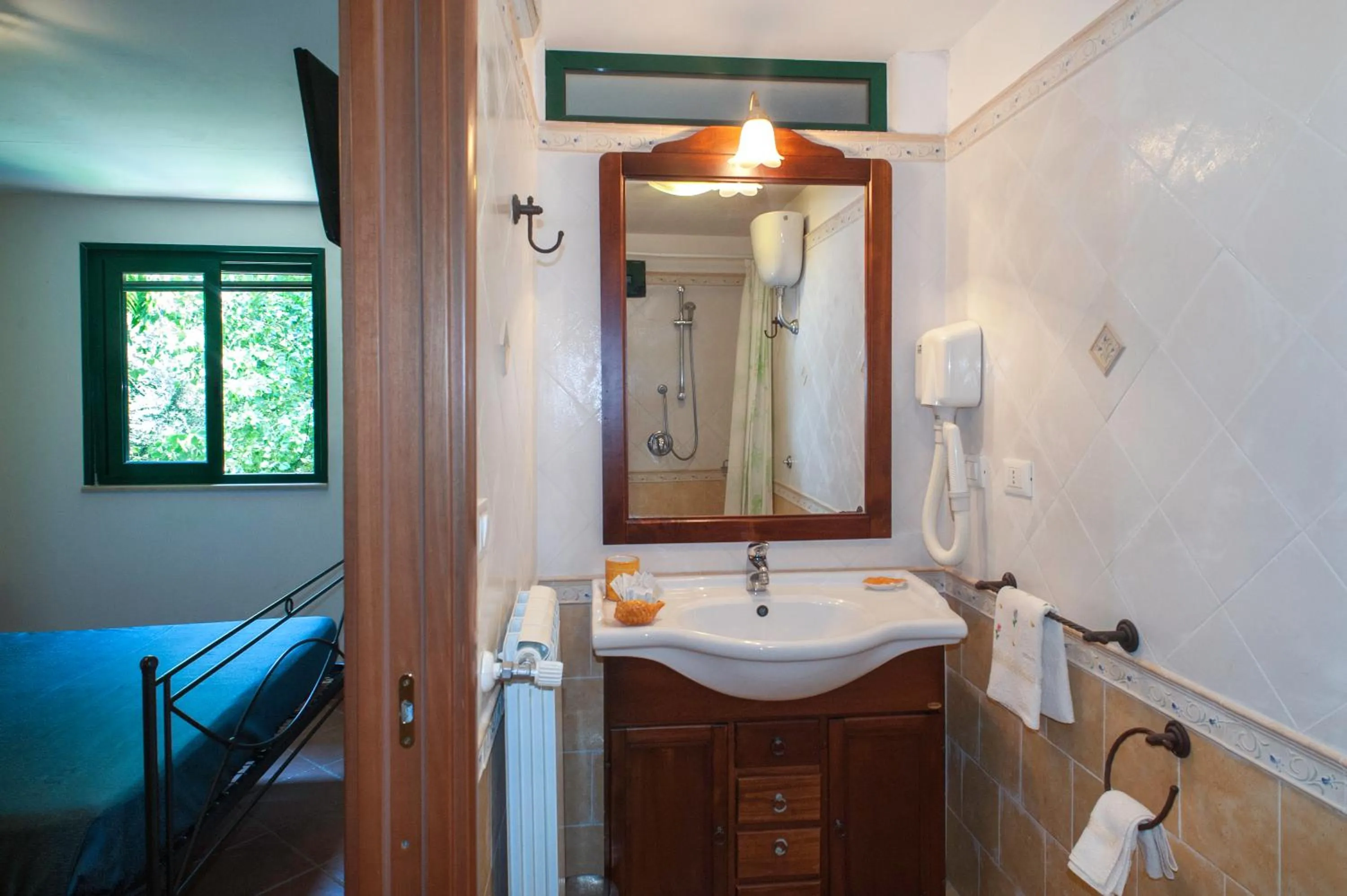 Bathroom in B&B La Nave