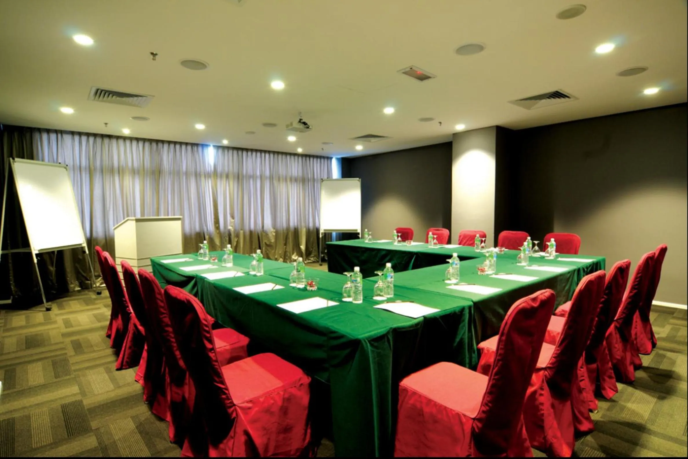 Business facilities in Kings Green Hotel City Centre Melaka