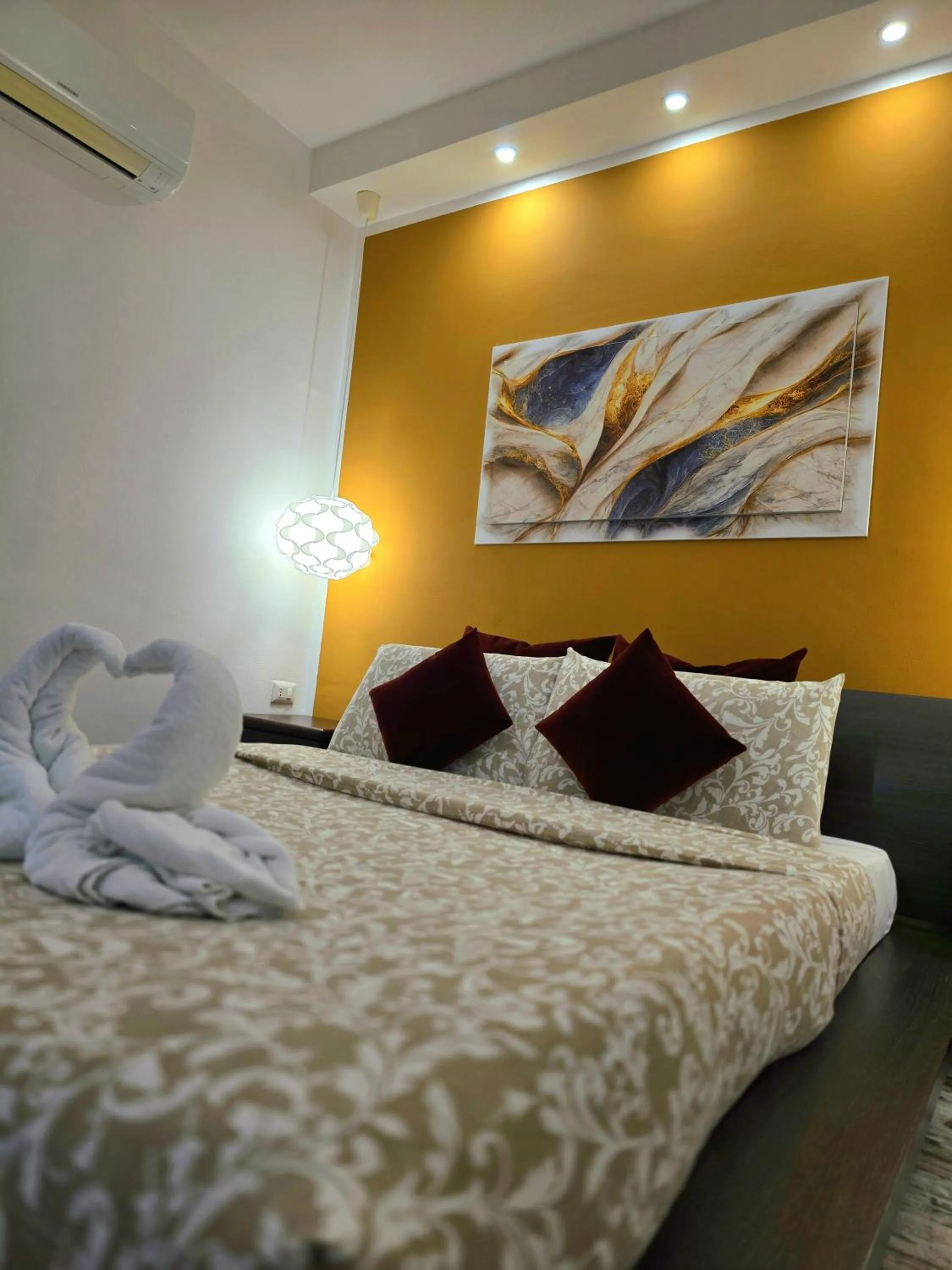 Bed in Appia Avenue 639