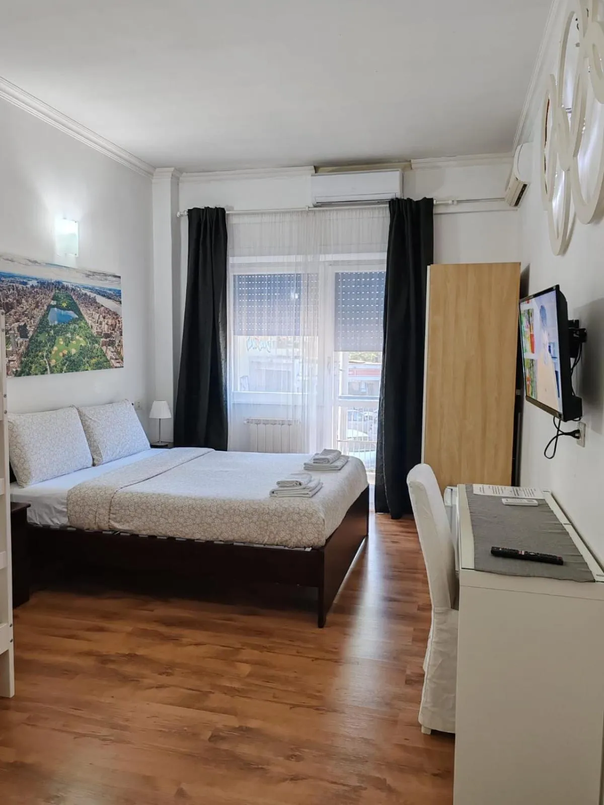 Bed in Appia Avenue 639