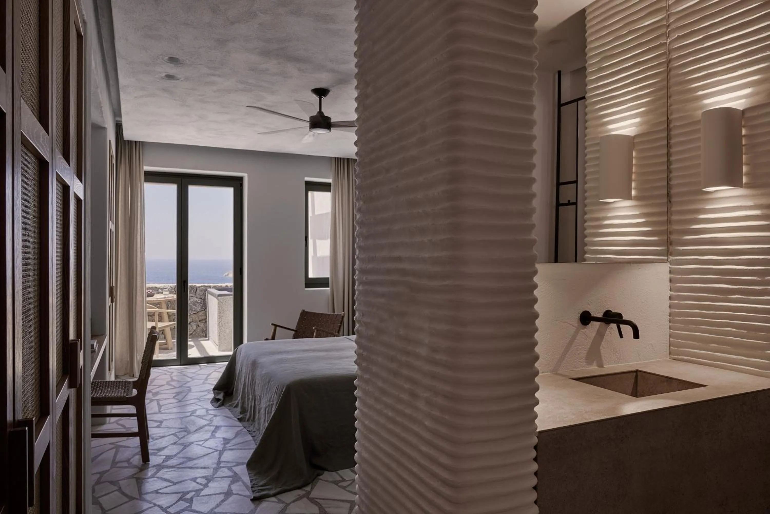 Photo of the whole room, Bed in Archipelagos All Suites