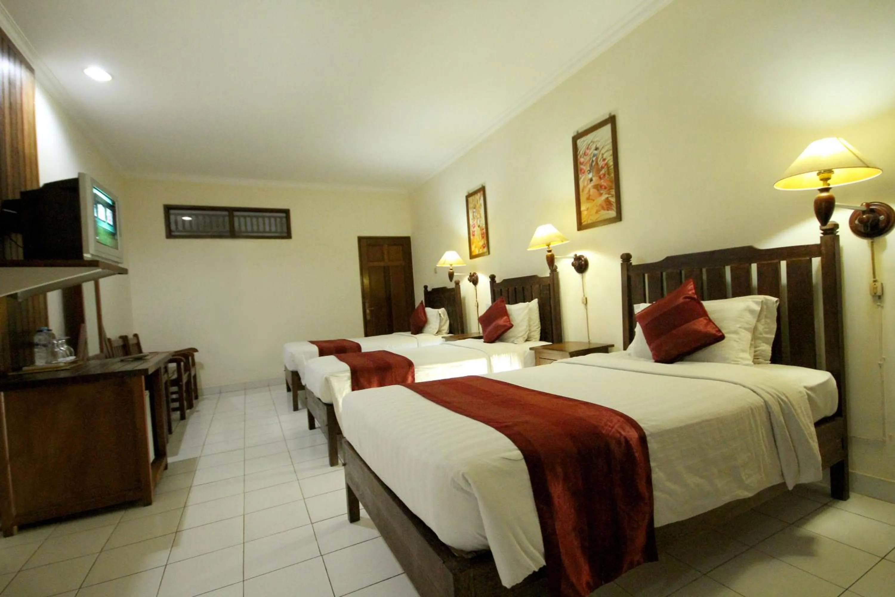 Bedroom, Bed in Swastika Guesthouse Sanur
