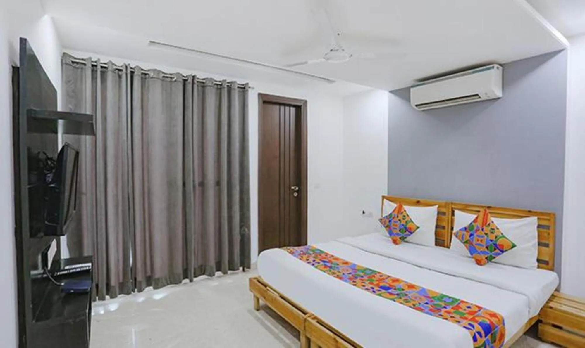 TV and multimedia, Bed in Via Dream Living