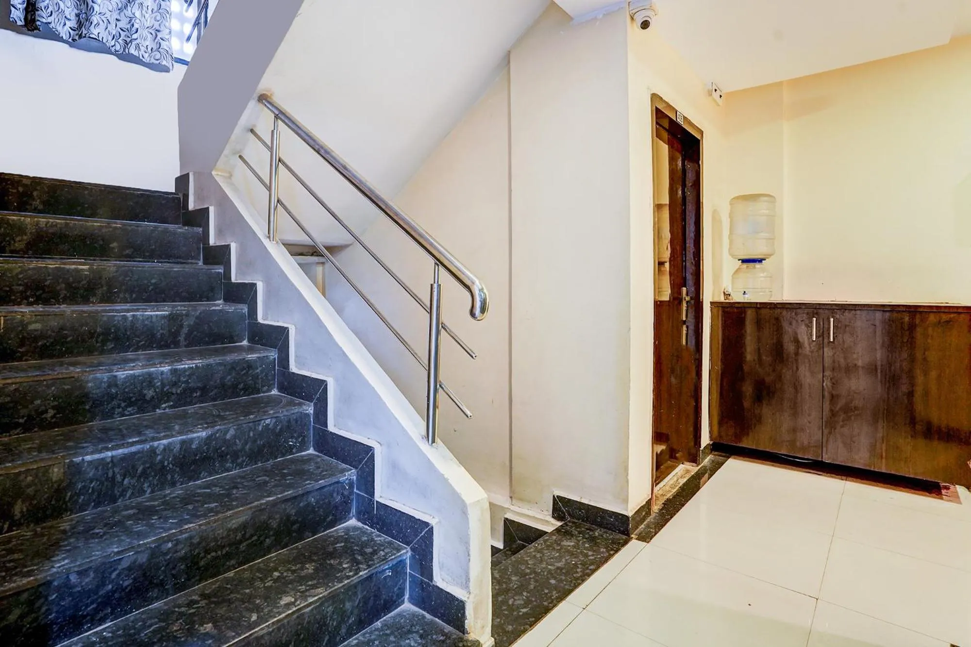 Lobby or reception in FabHotel Chetan Executive