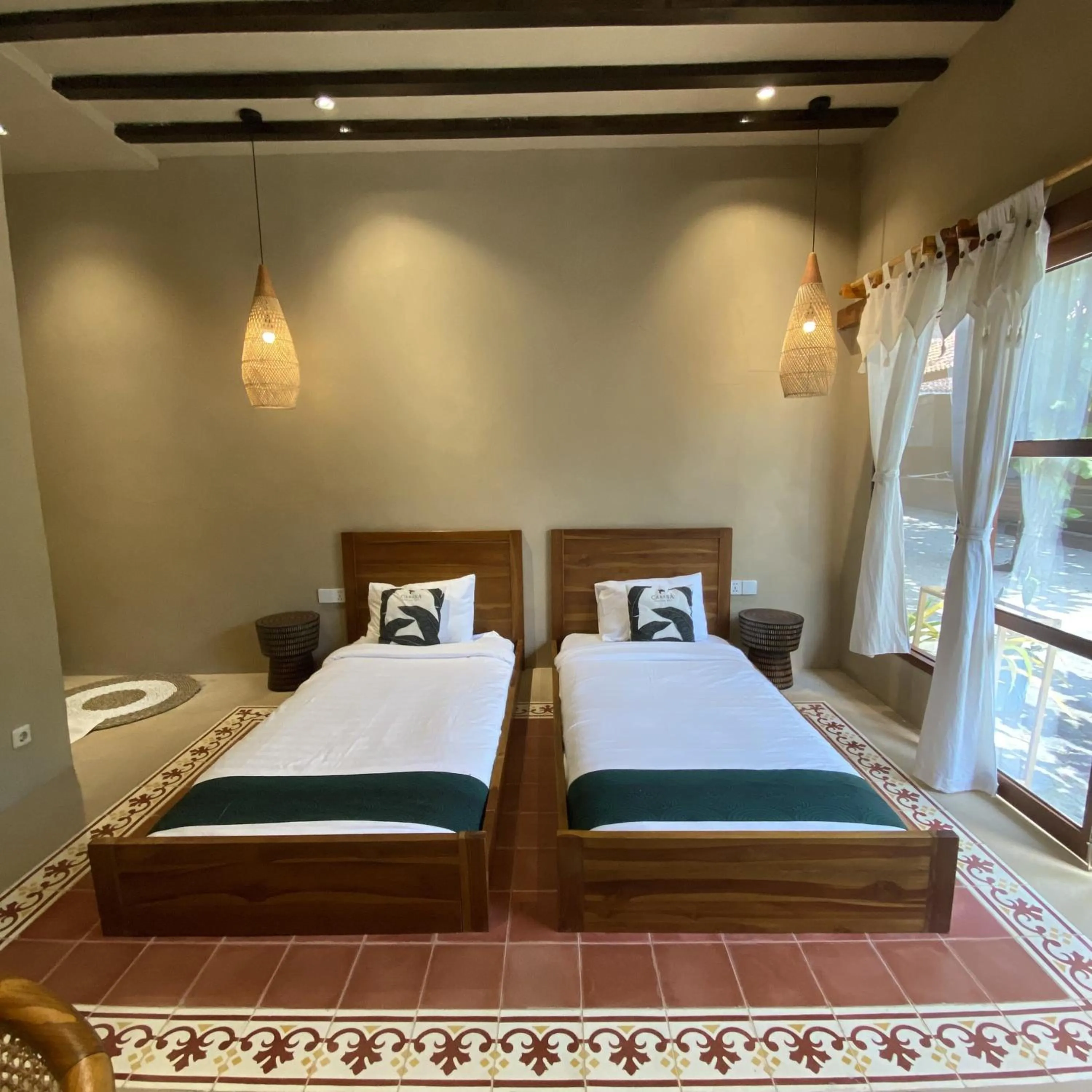 Bed in Cabana Surf and Stay