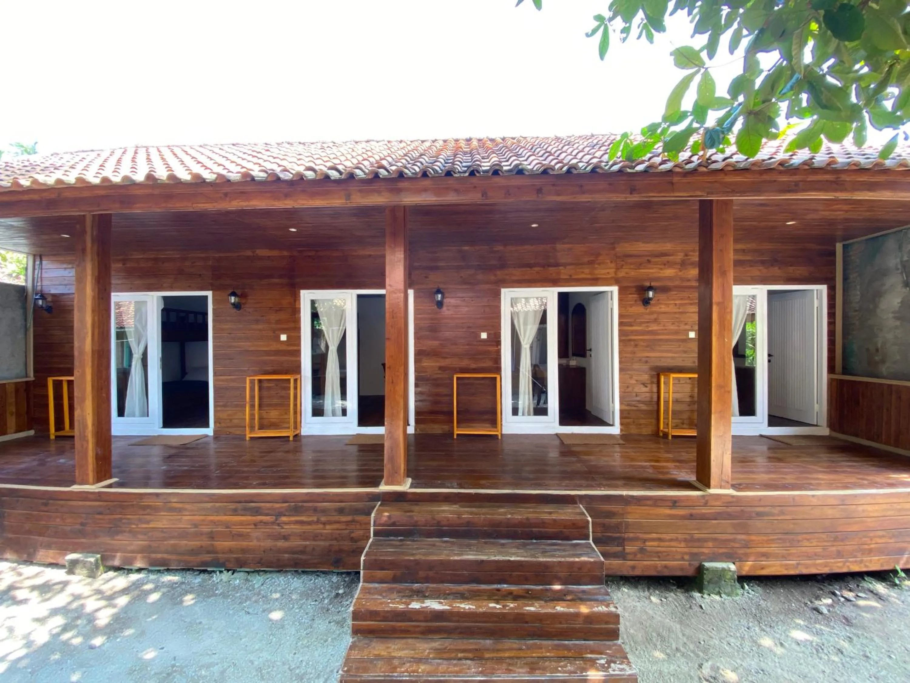 Property building in Cabana Surf and Stay