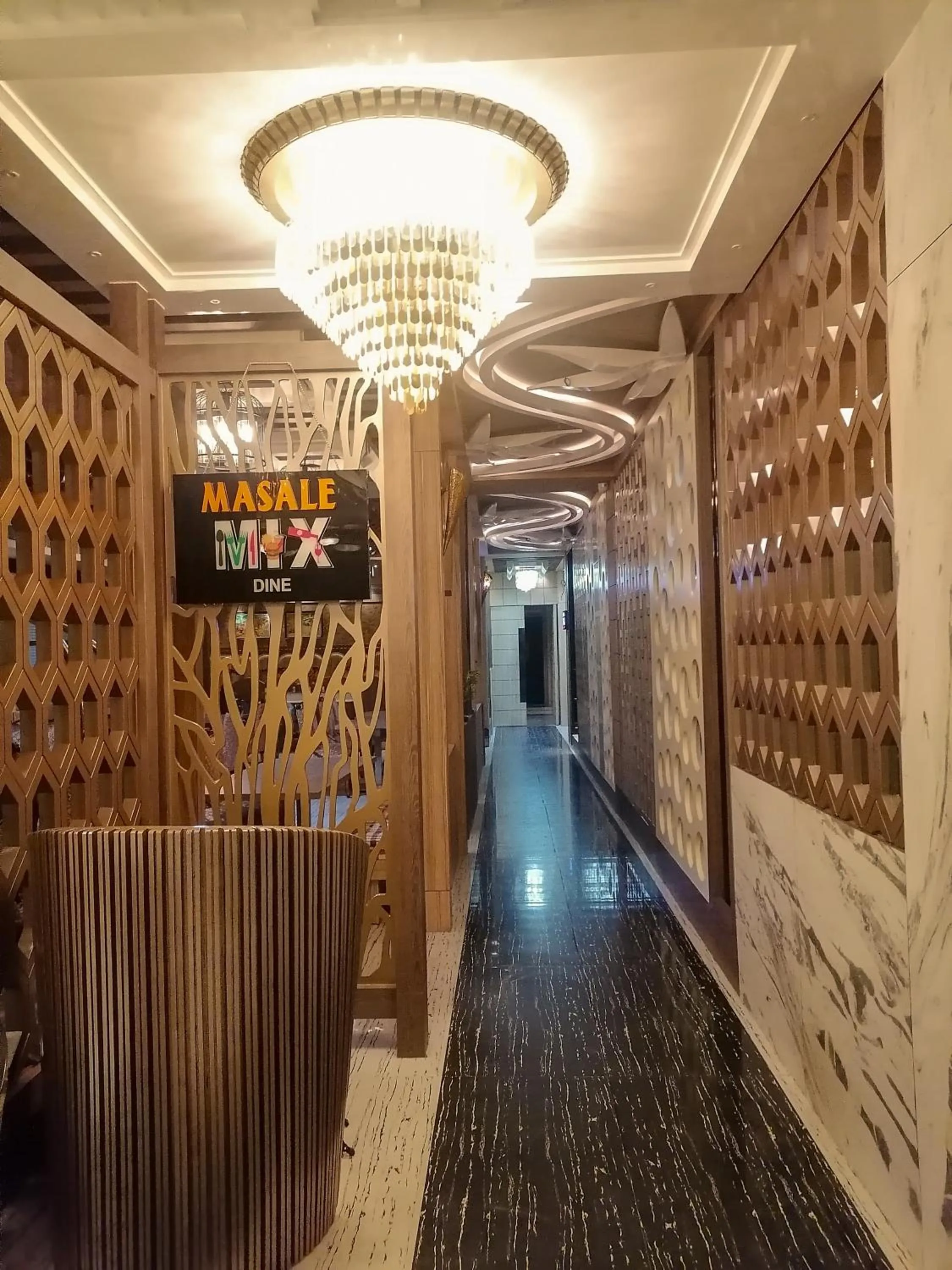 Restaurant/places to eat in Ghar 365 Residency