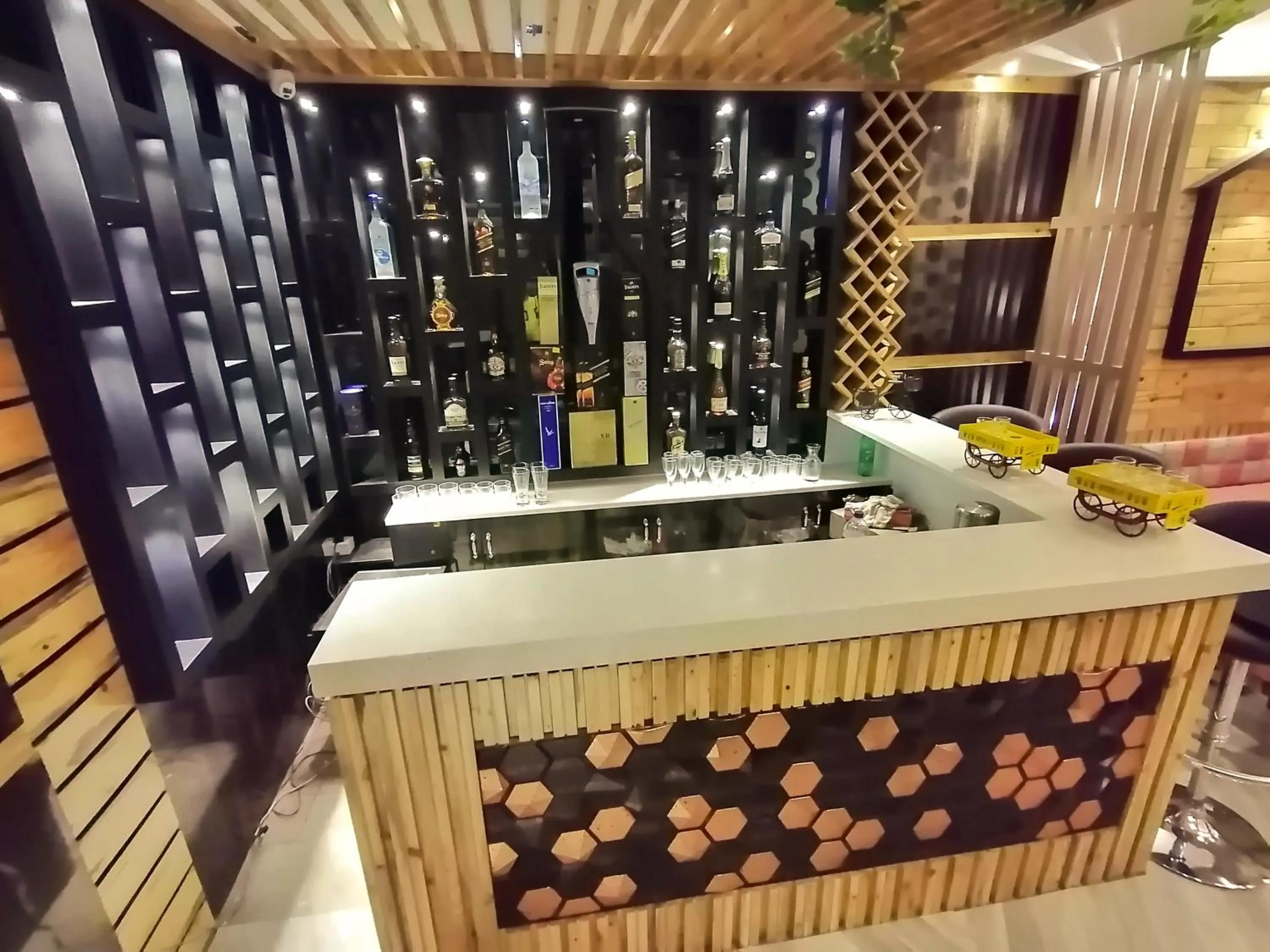 Lounge or bar in Ghar 365 Residency