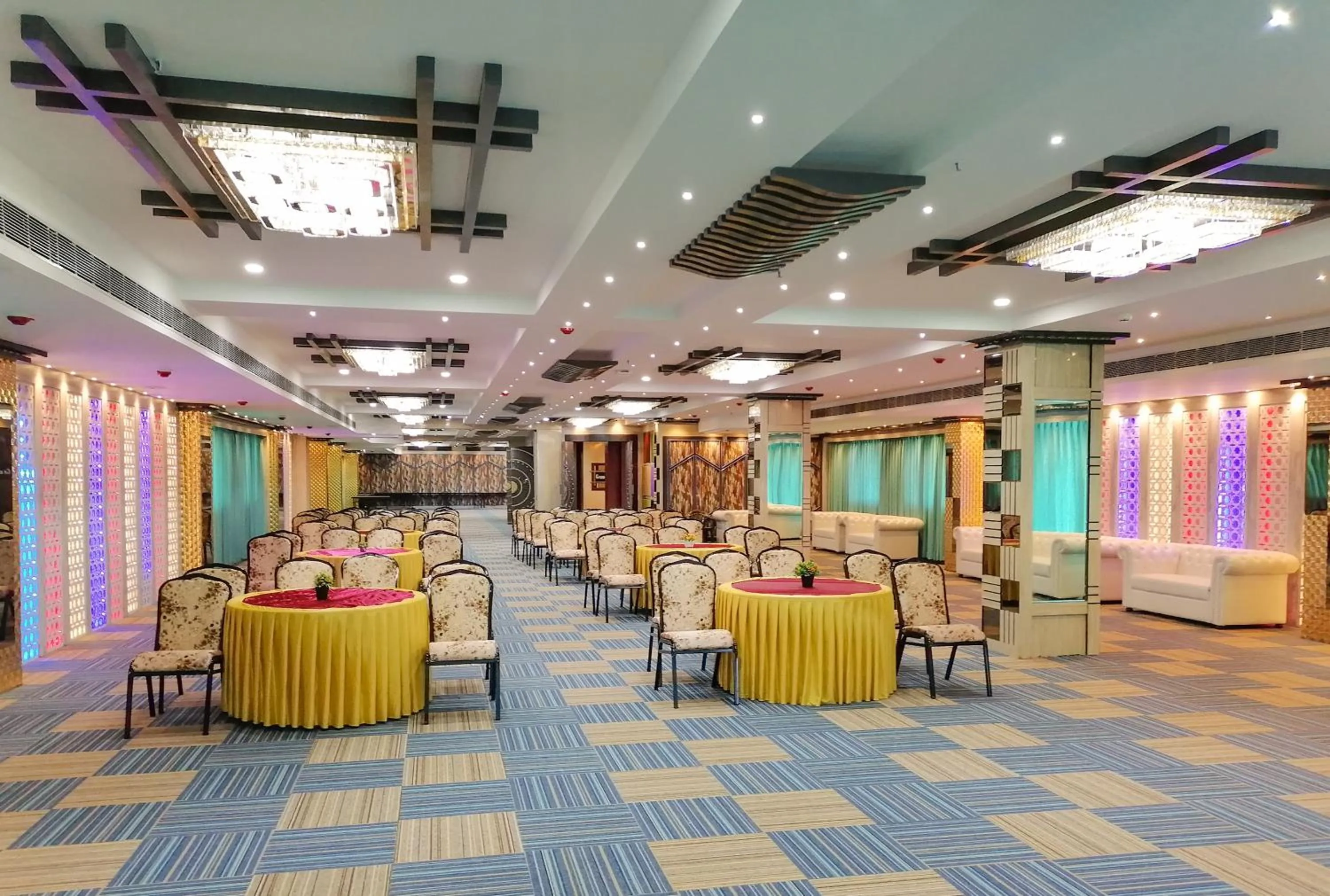 Banquet/Function facilities in Ghar 365 Residency