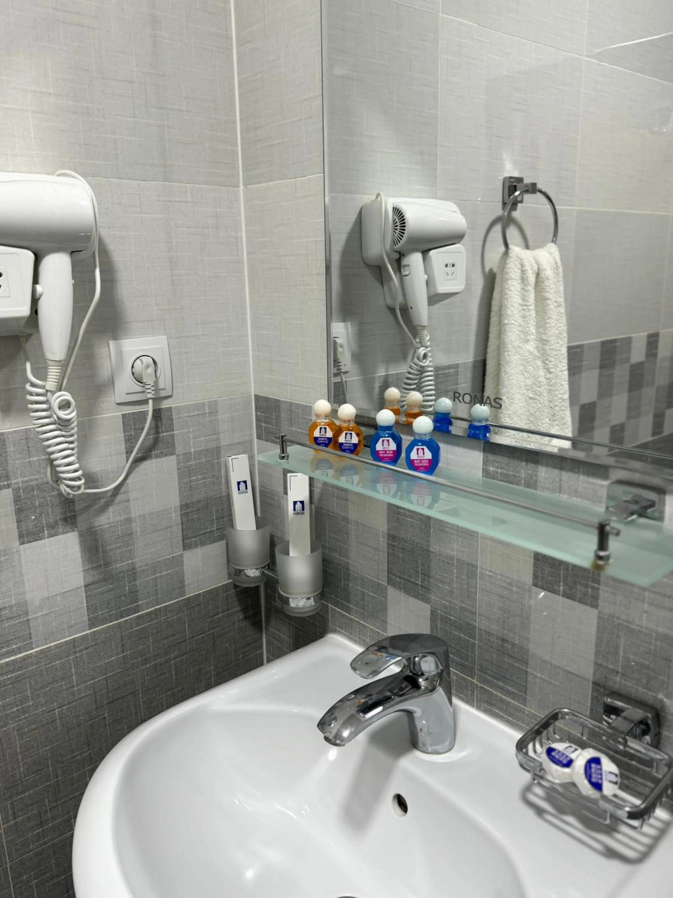 Shower in South Hotel Tashkent