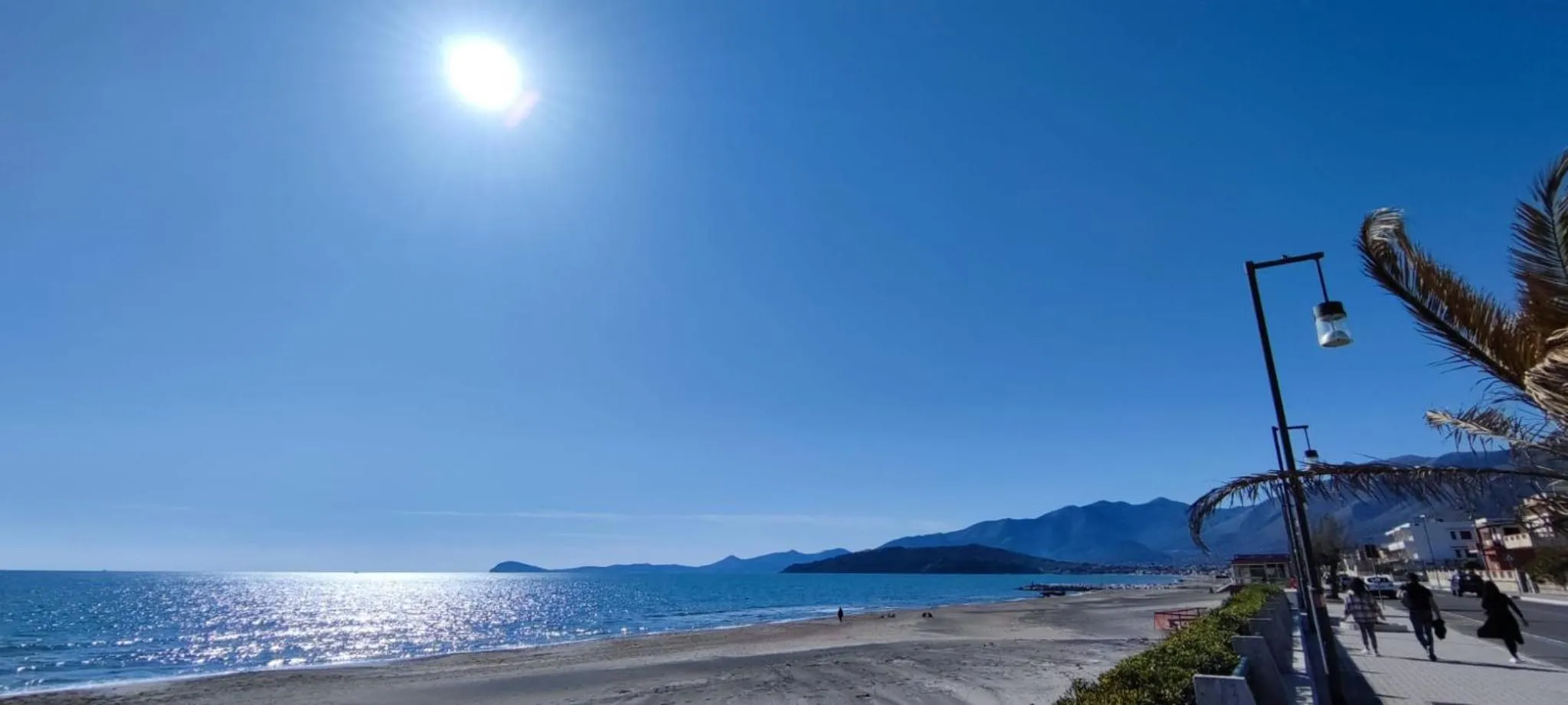 Natural landscape in Room&Relax